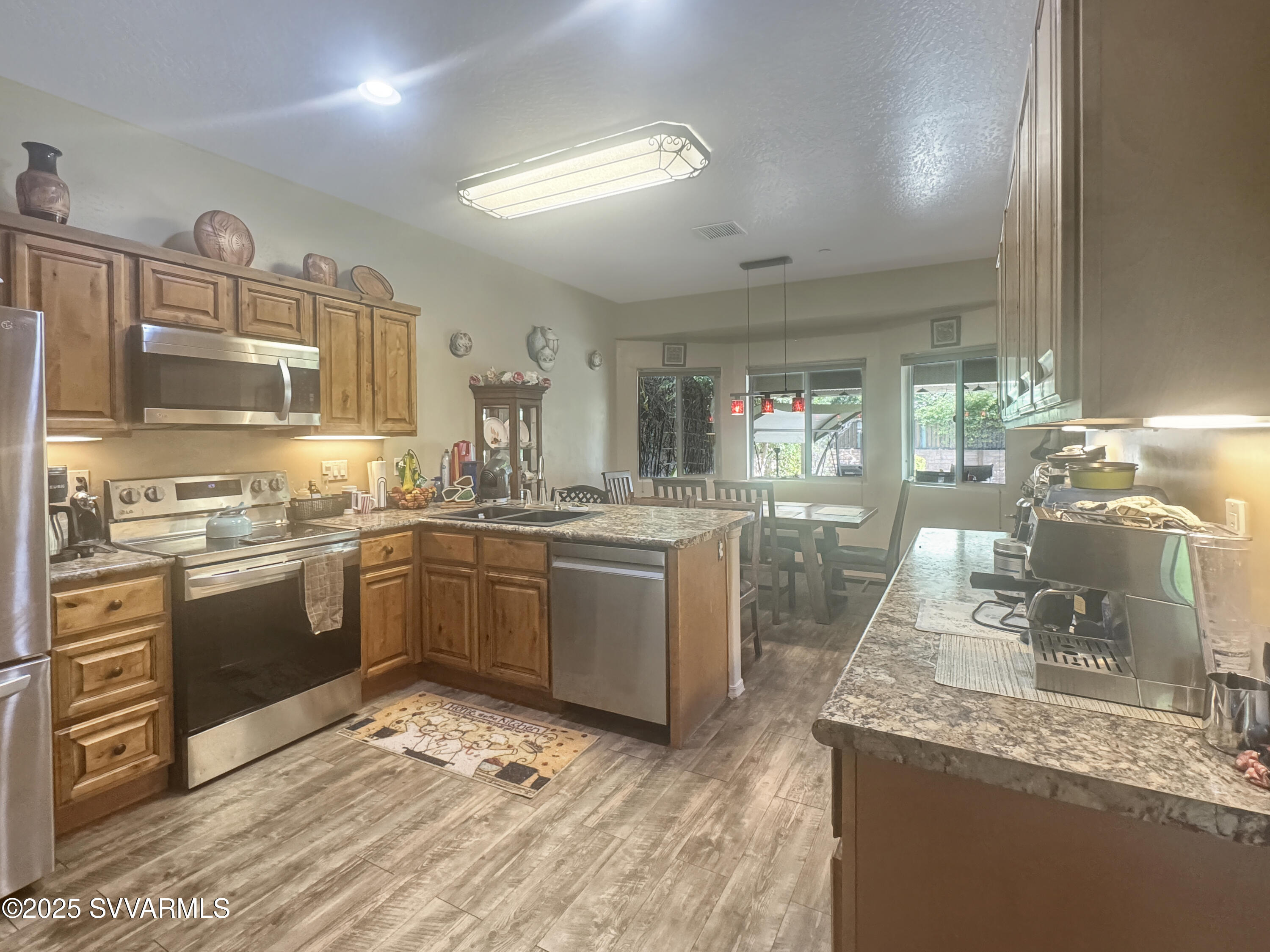 1435 N Eagle View Drive