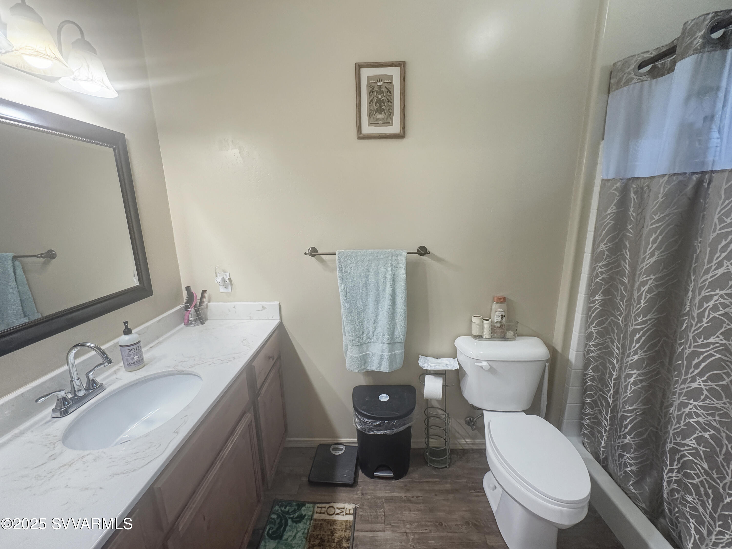 1435 N Eagle View Drive