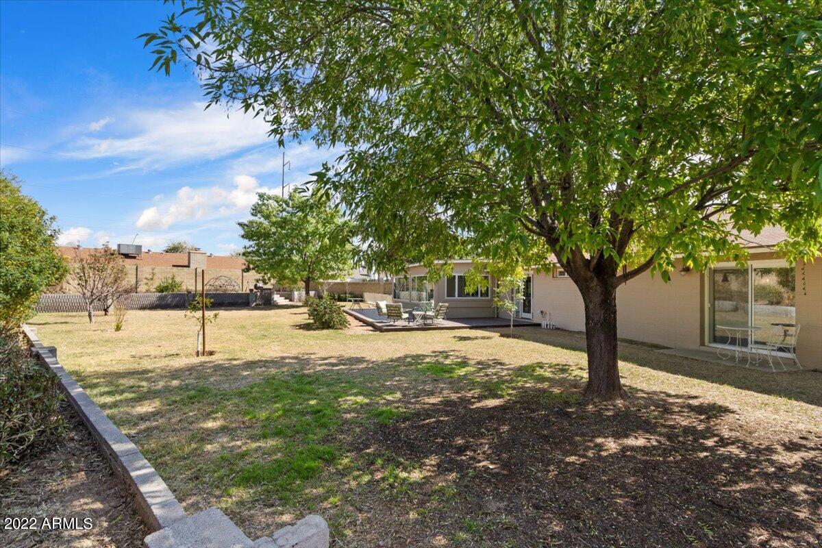 1128 E WESCOTT Drive