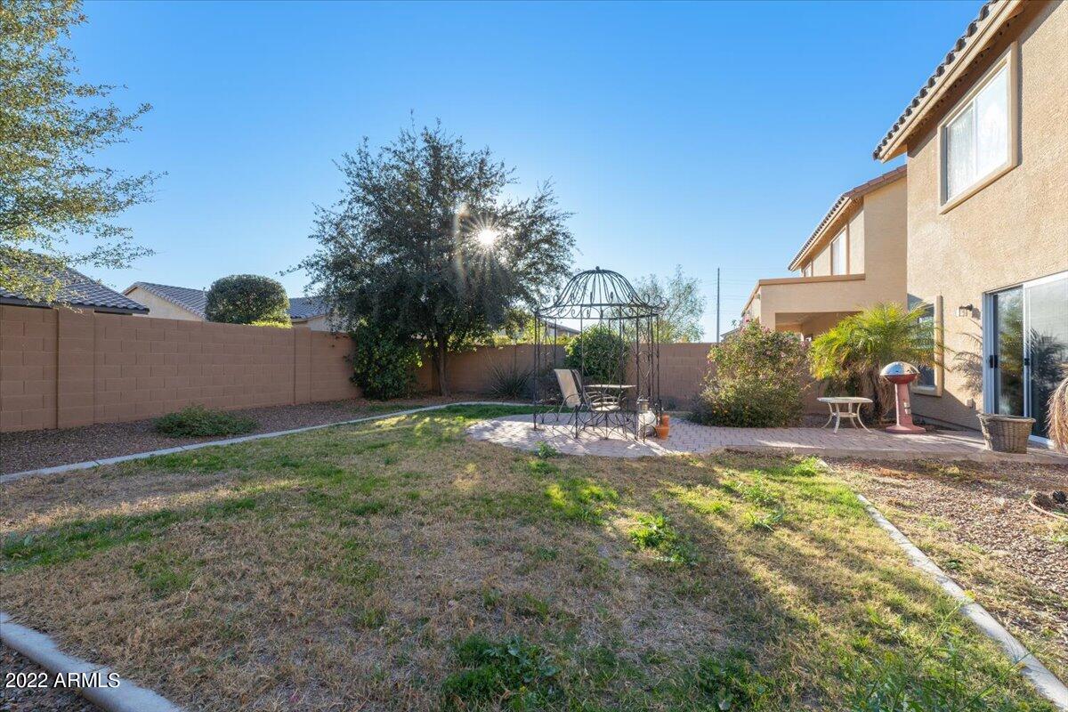 41321 W CAHILL Drive