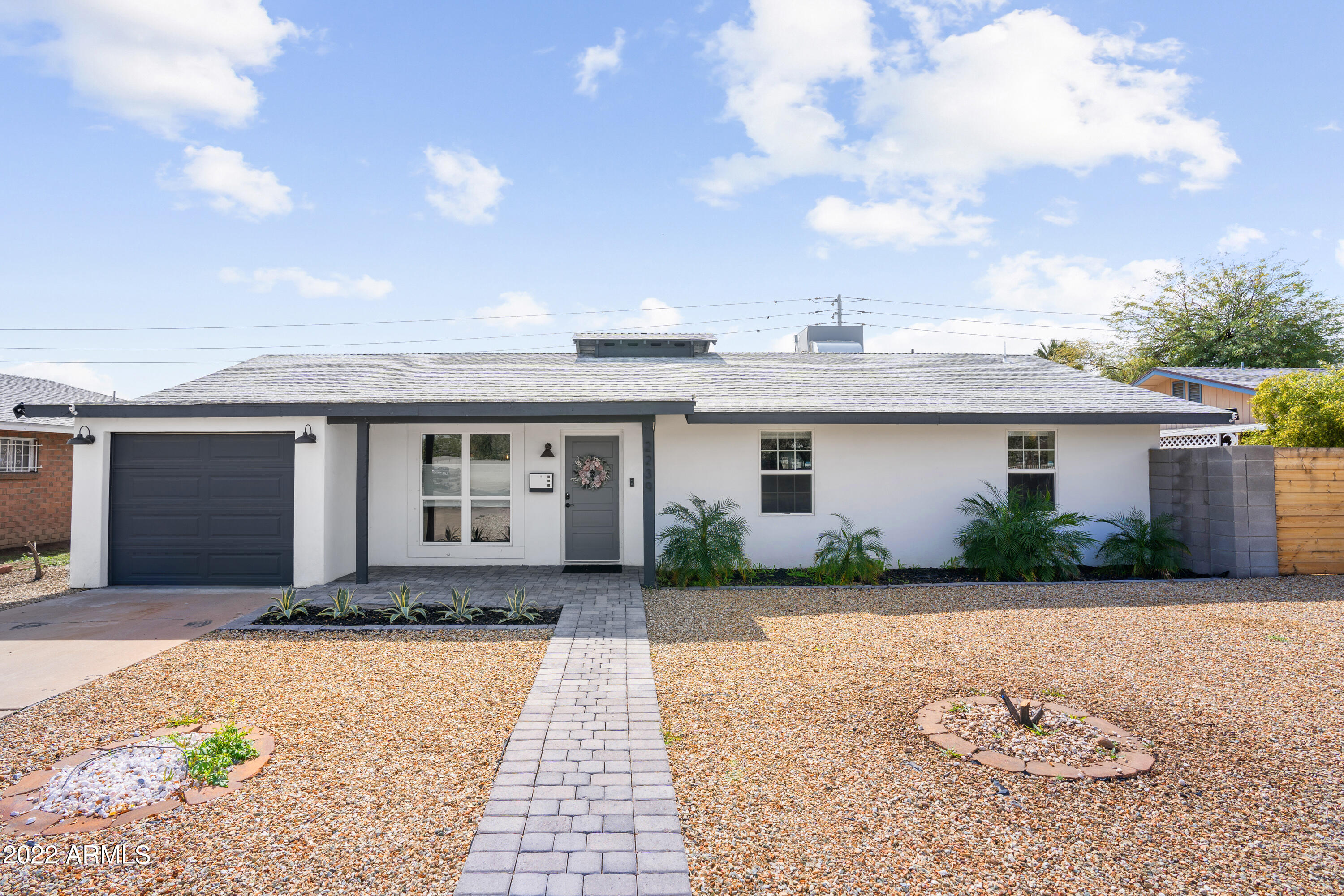 2239 W OSBORN Road