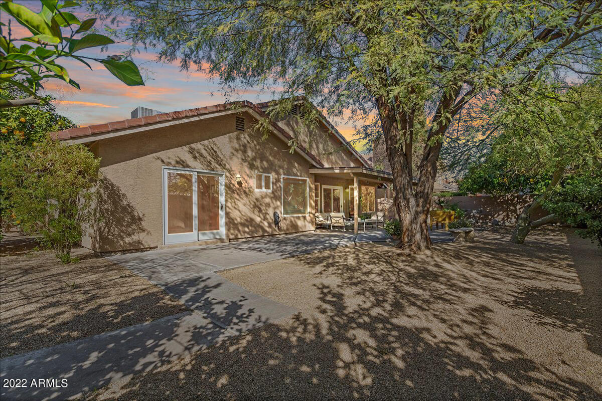 1353 E BRENTRUP Drive