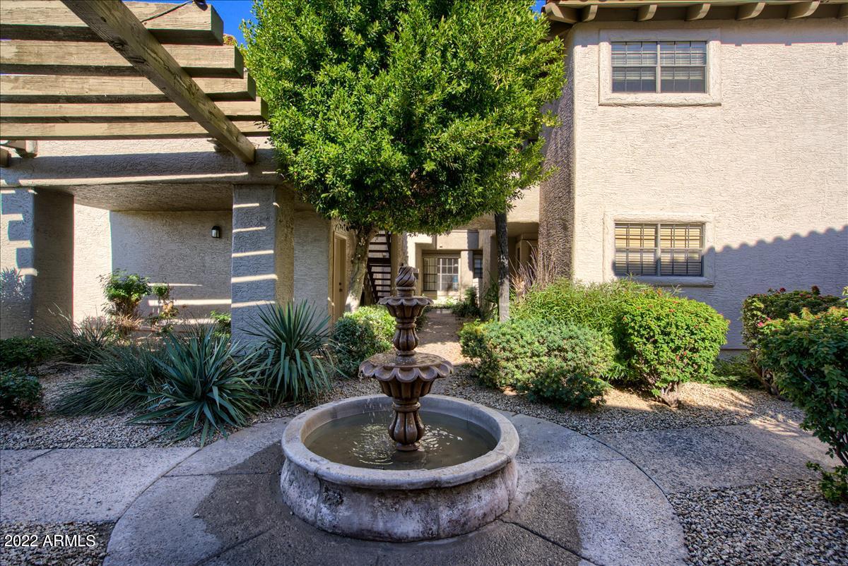 10015 E MOUNTAIN VIEW Road Unit: 1031