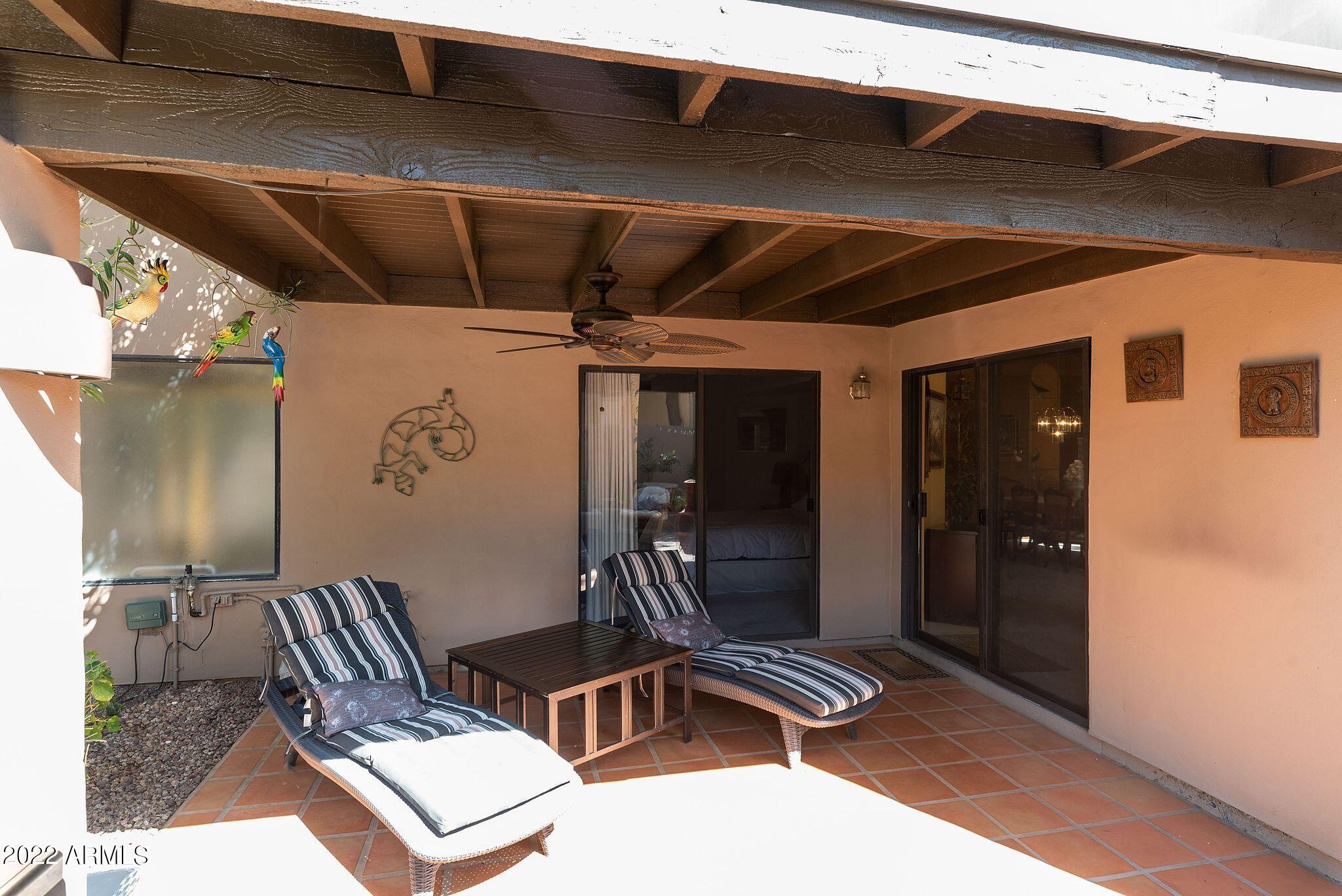 4131 E ALTADENA Avenue