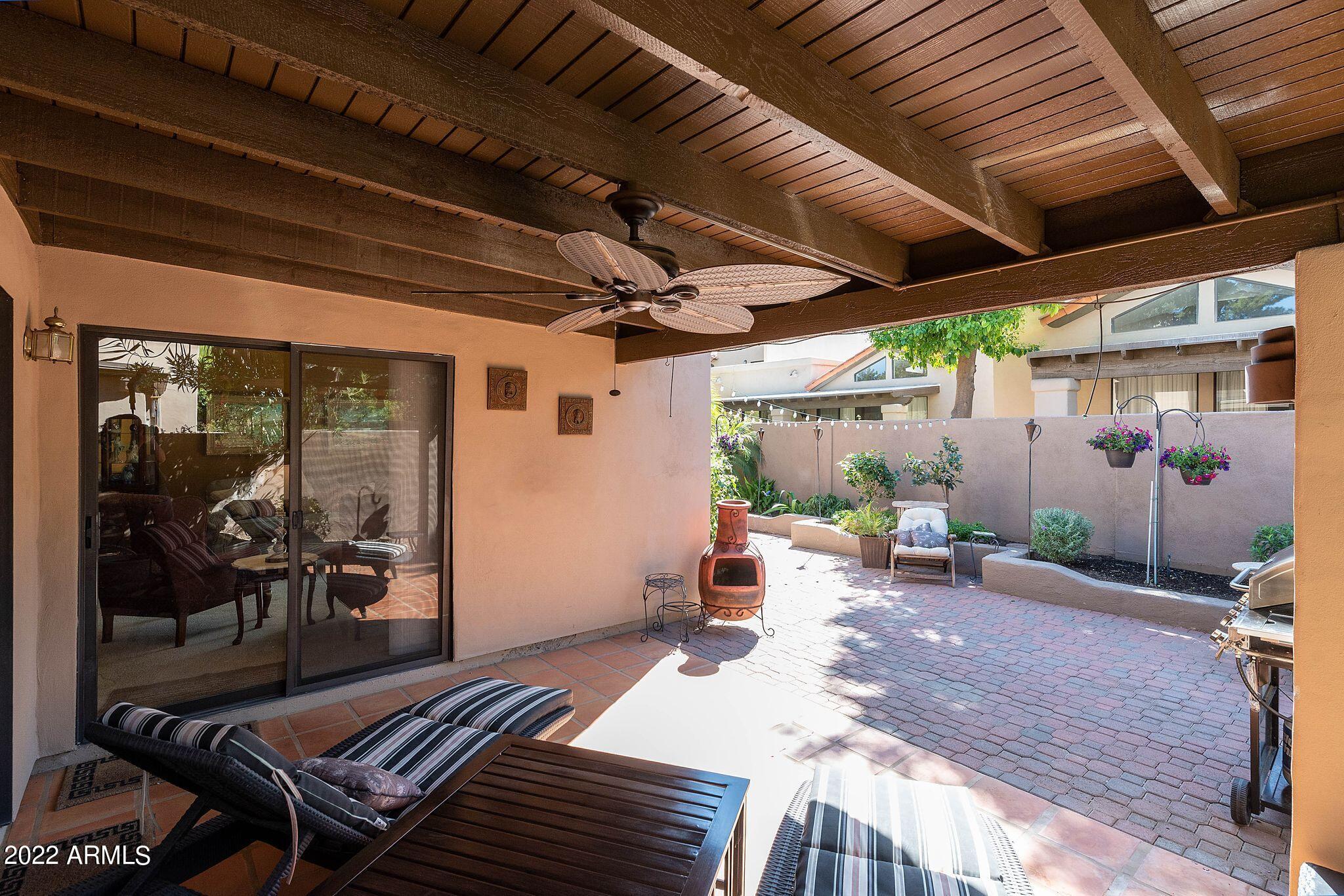 4131 E ALTADENA Avenue