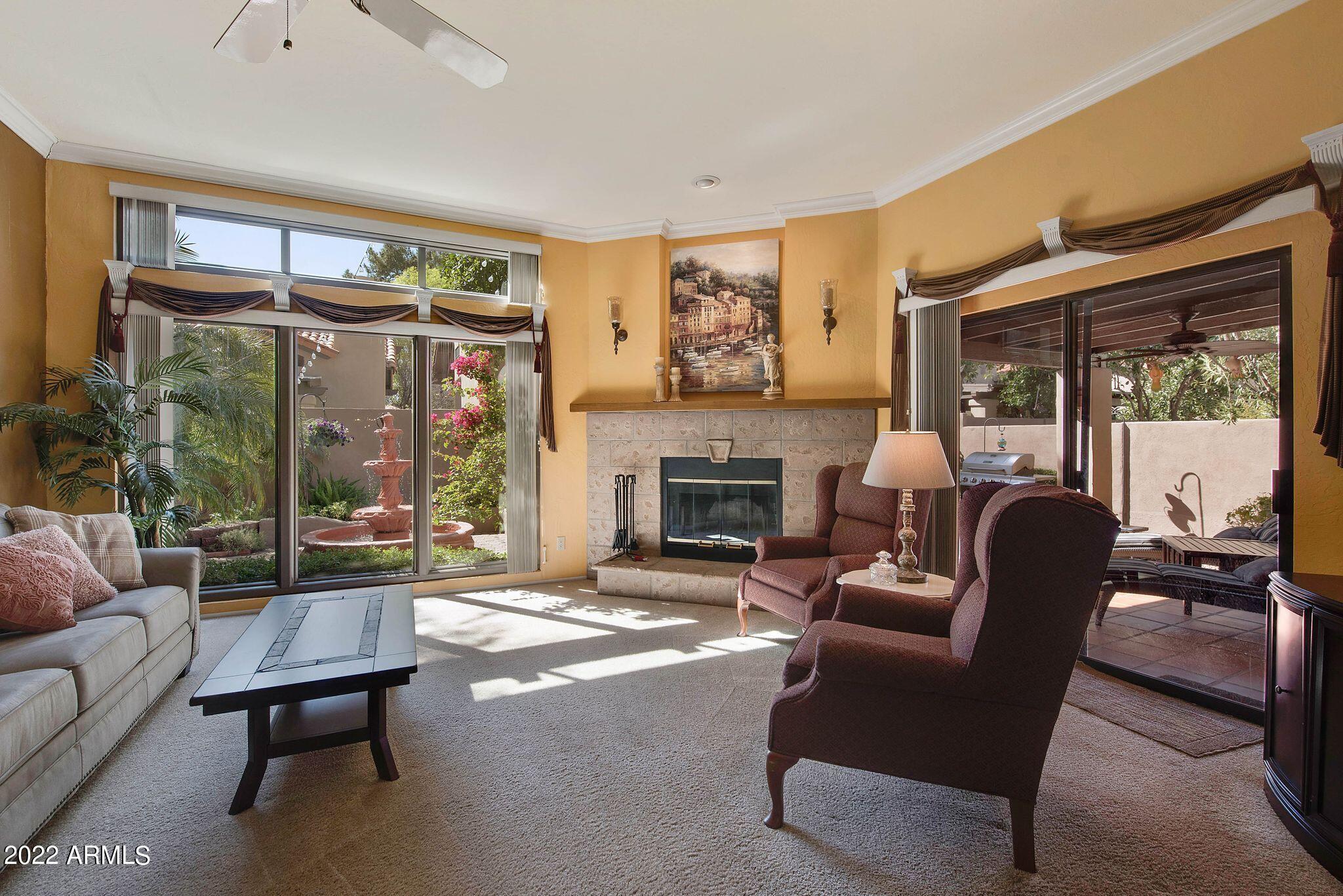 4131 E ALTADENA Avenue