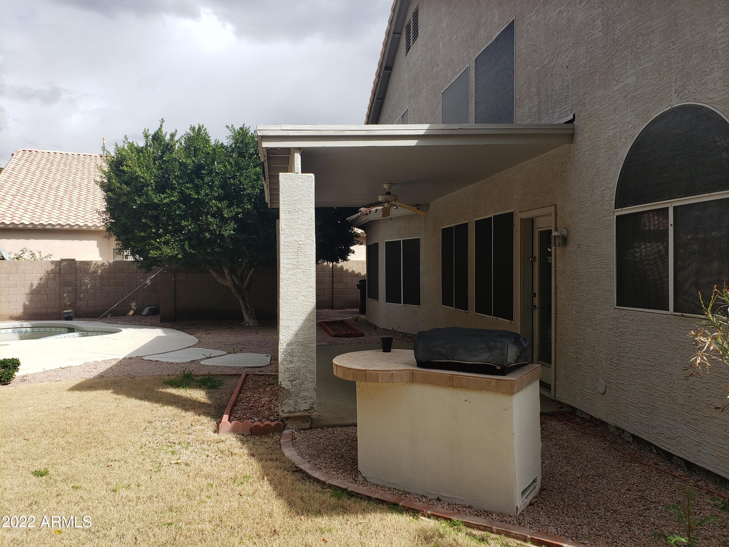 3124 W TYSON Place