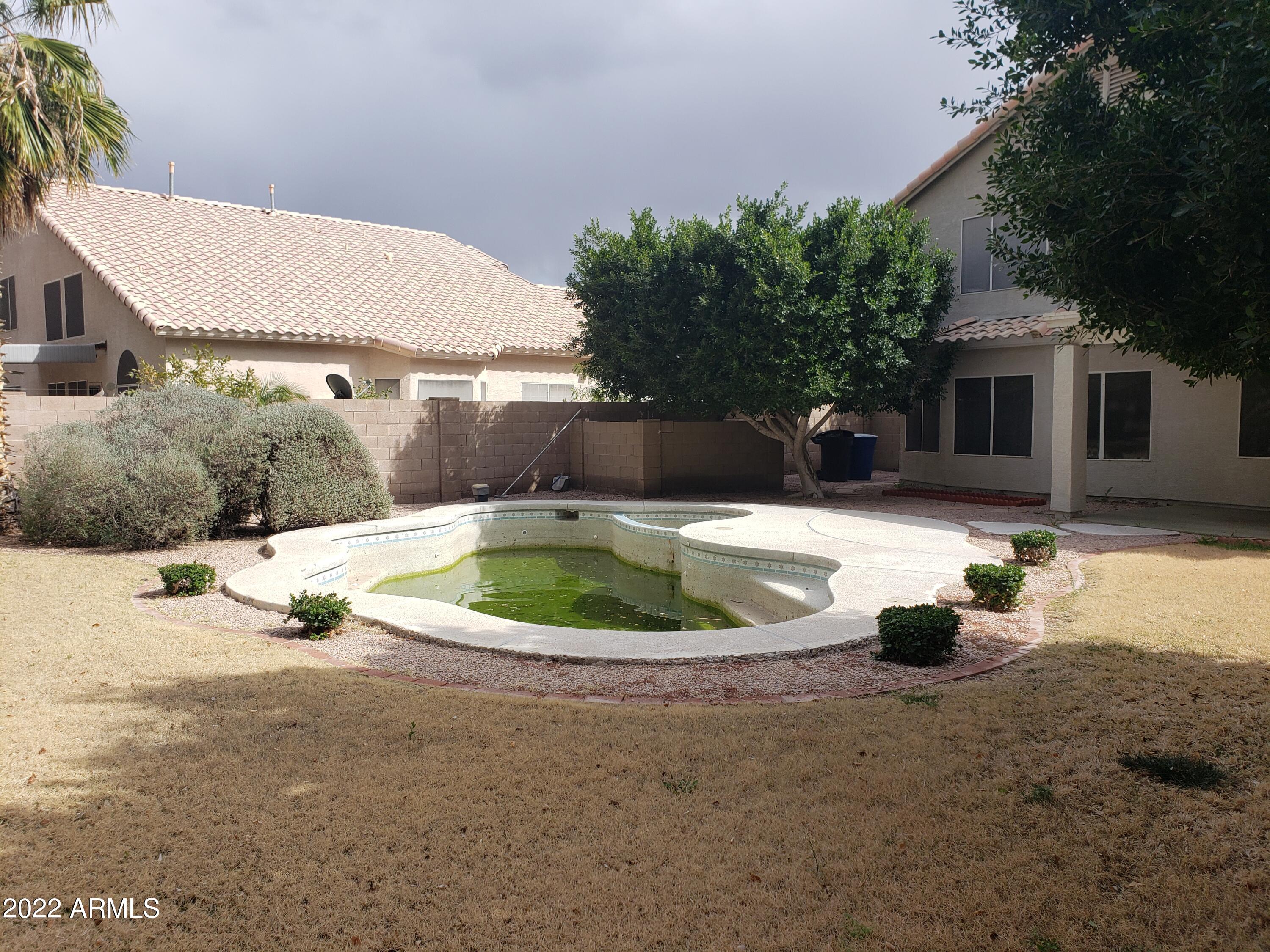 3124 W TYSON Place
