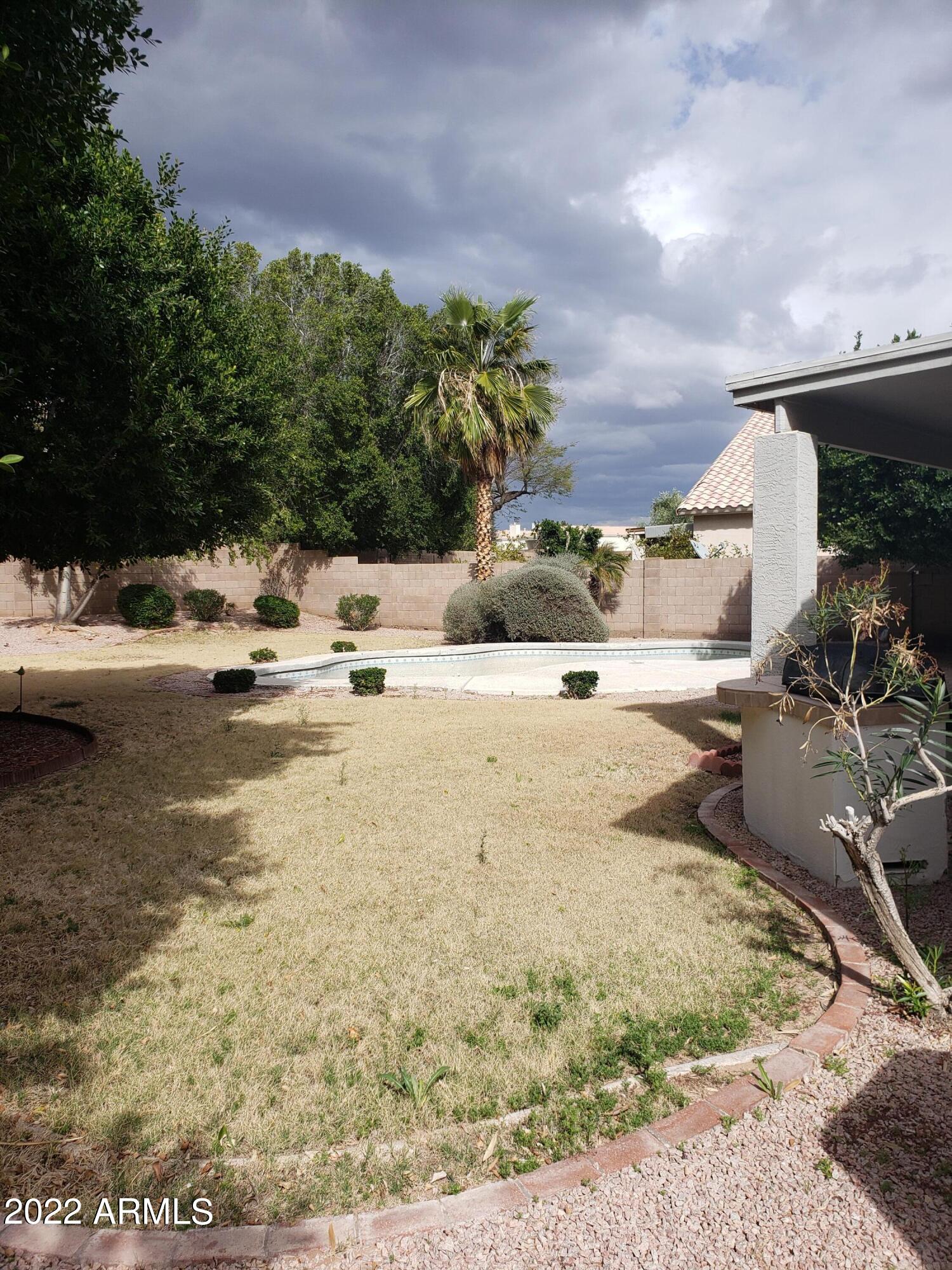 3124 W TYSON Place