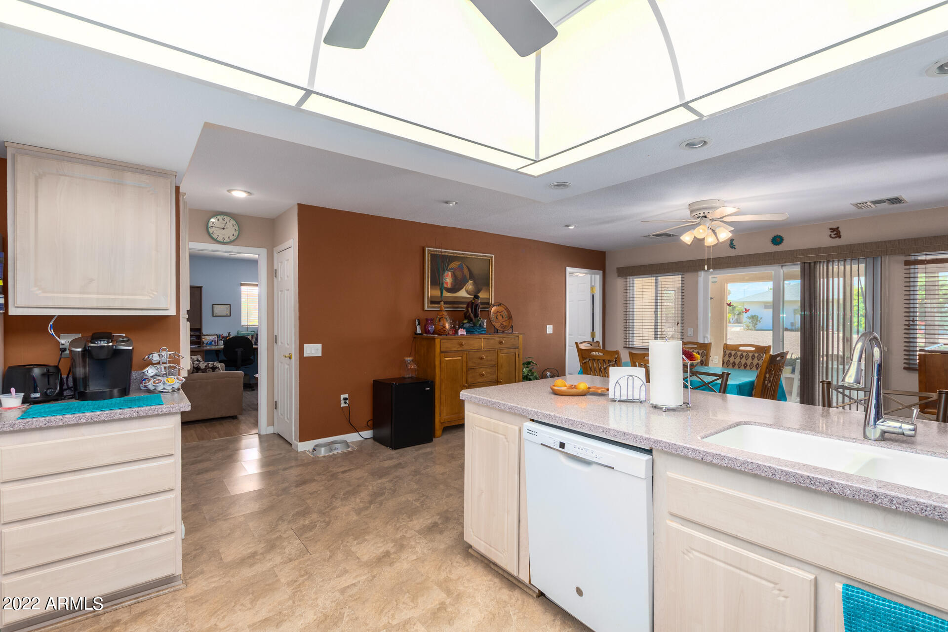 11406 N FLORAL Court