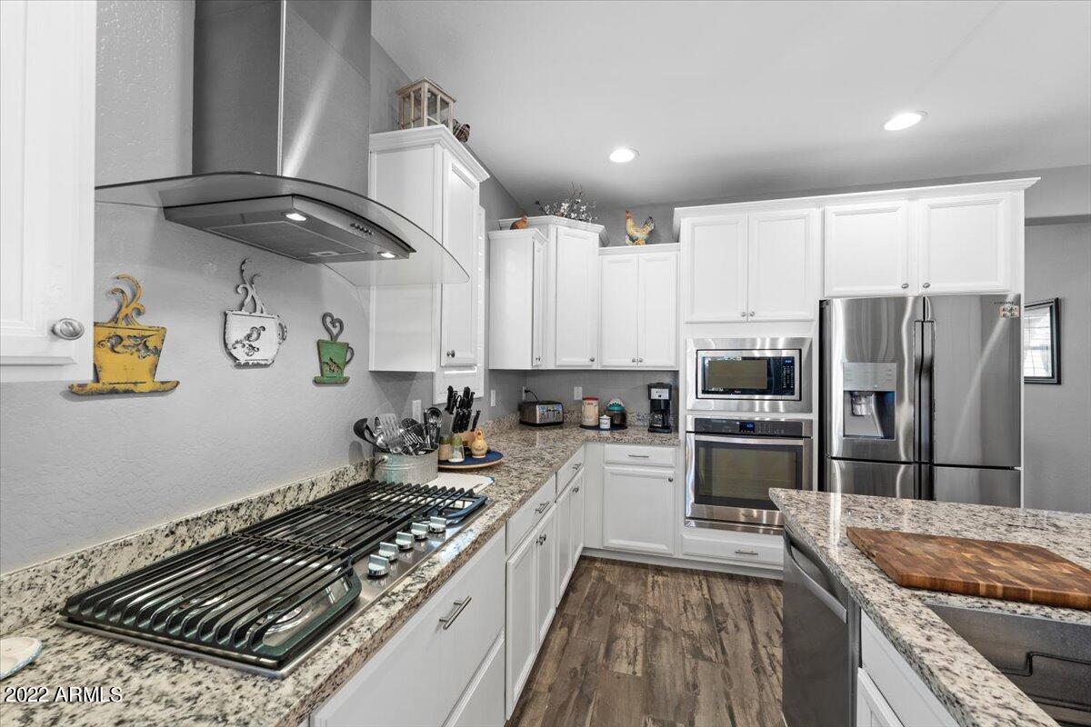 10605 E DURANT Drive