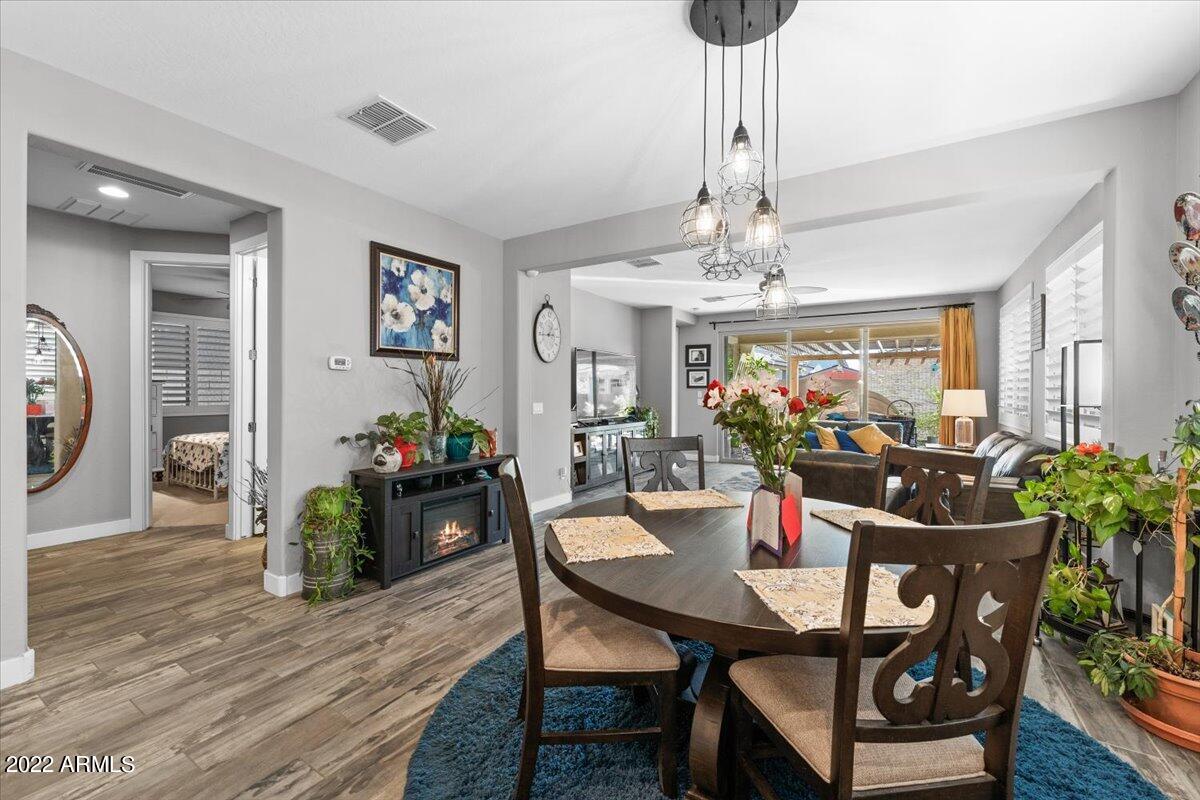 10605 E DURANT Drive
