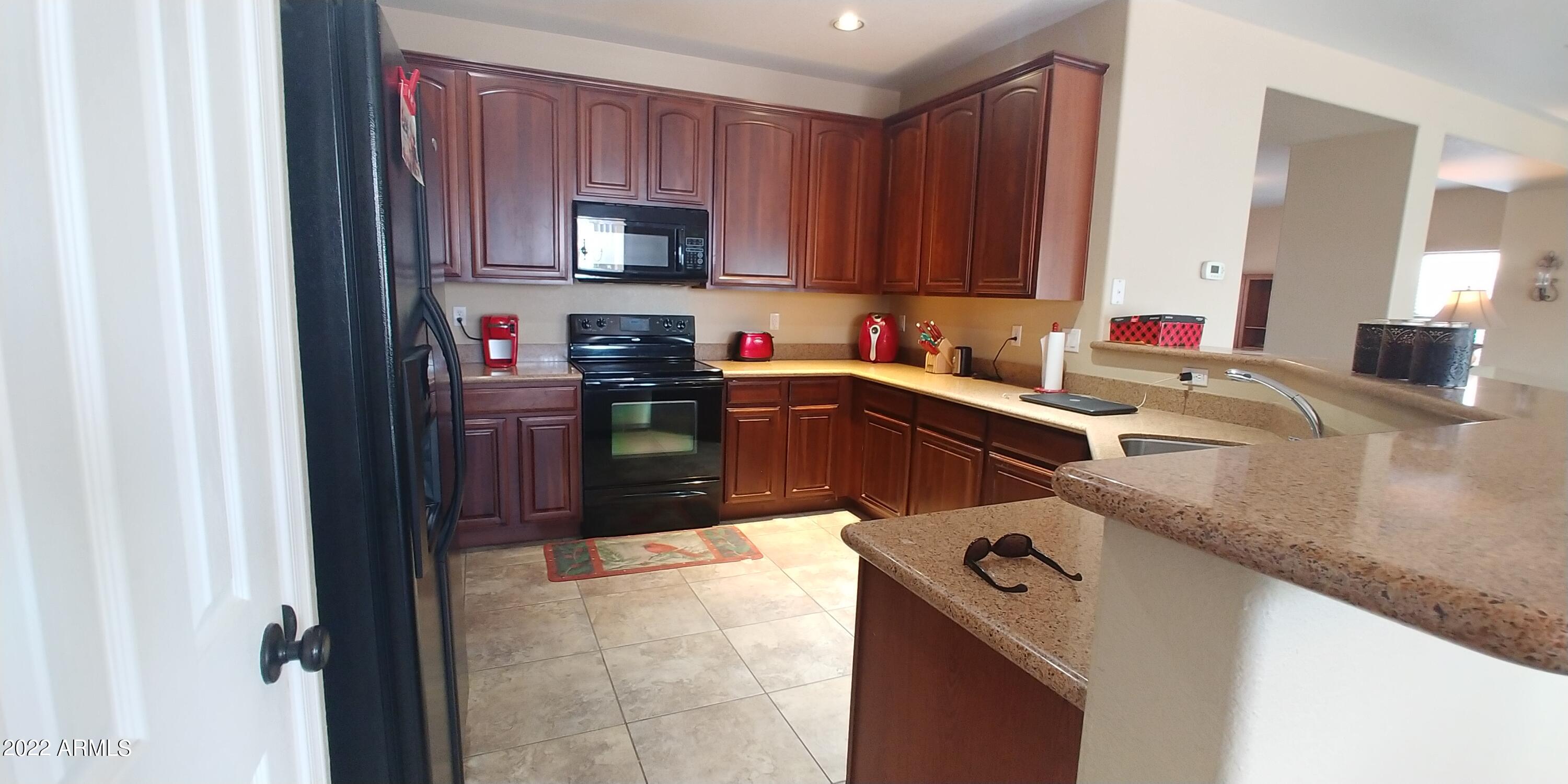 25639 W LYNNE Lane