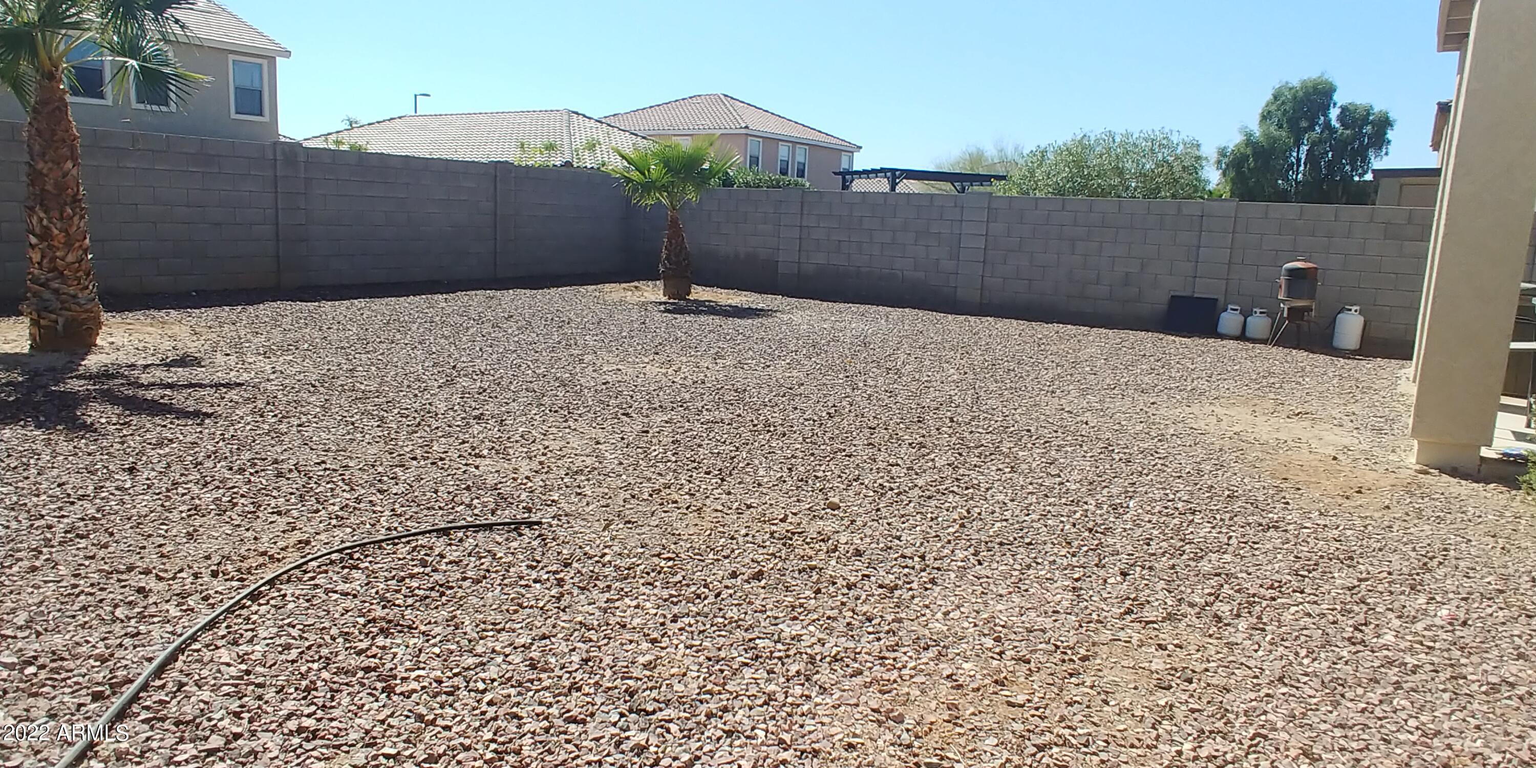 25639 W LYNNE Lane