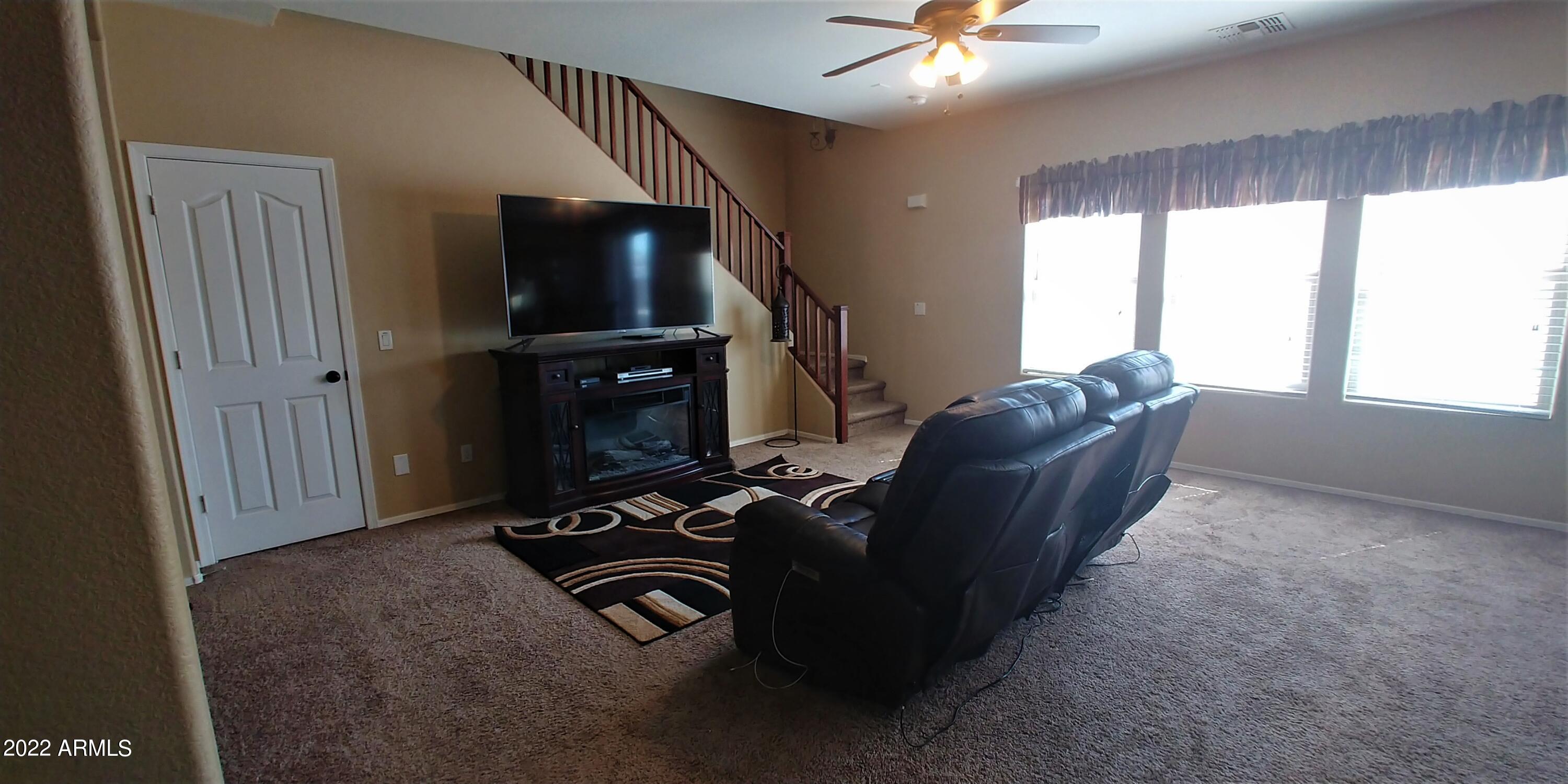 25639 W LYNNE Lane