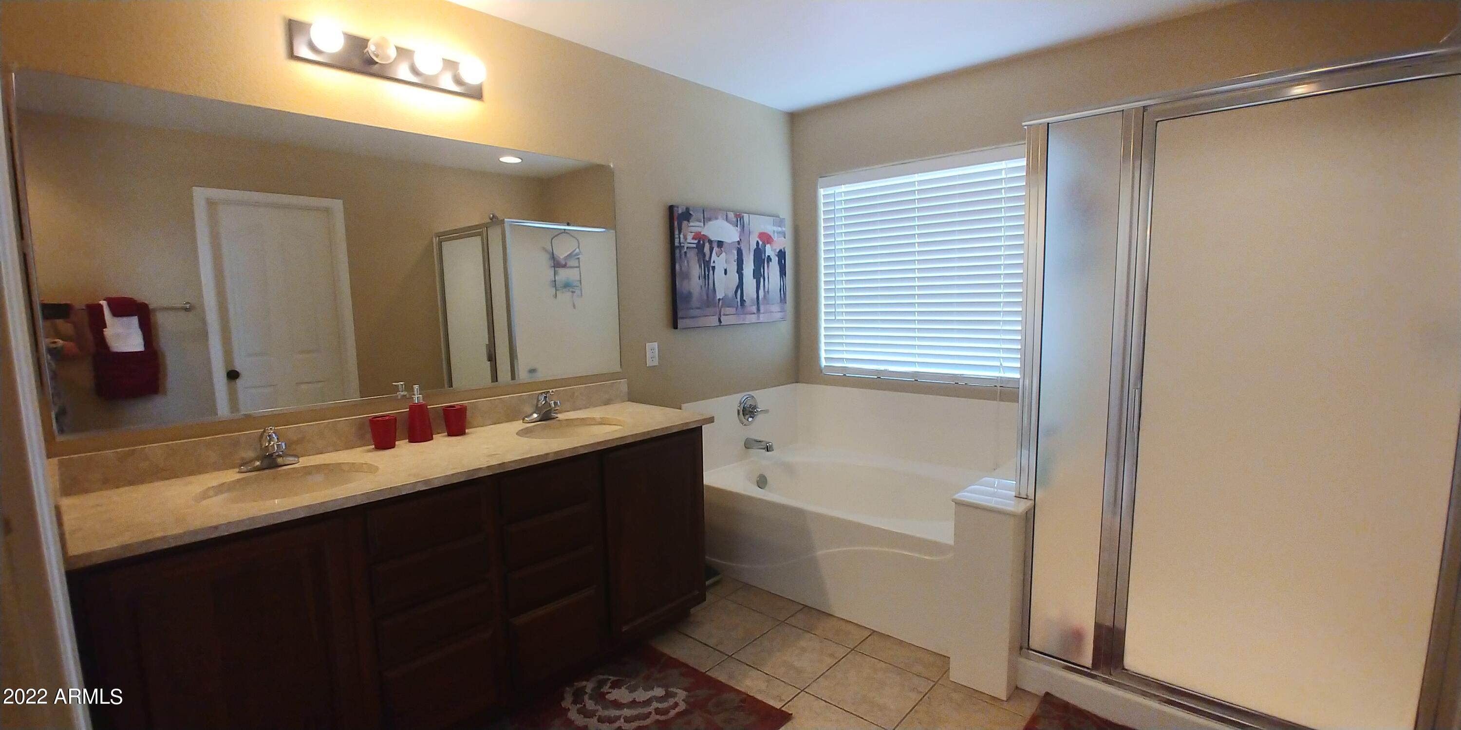25639 W LYNNE Lane