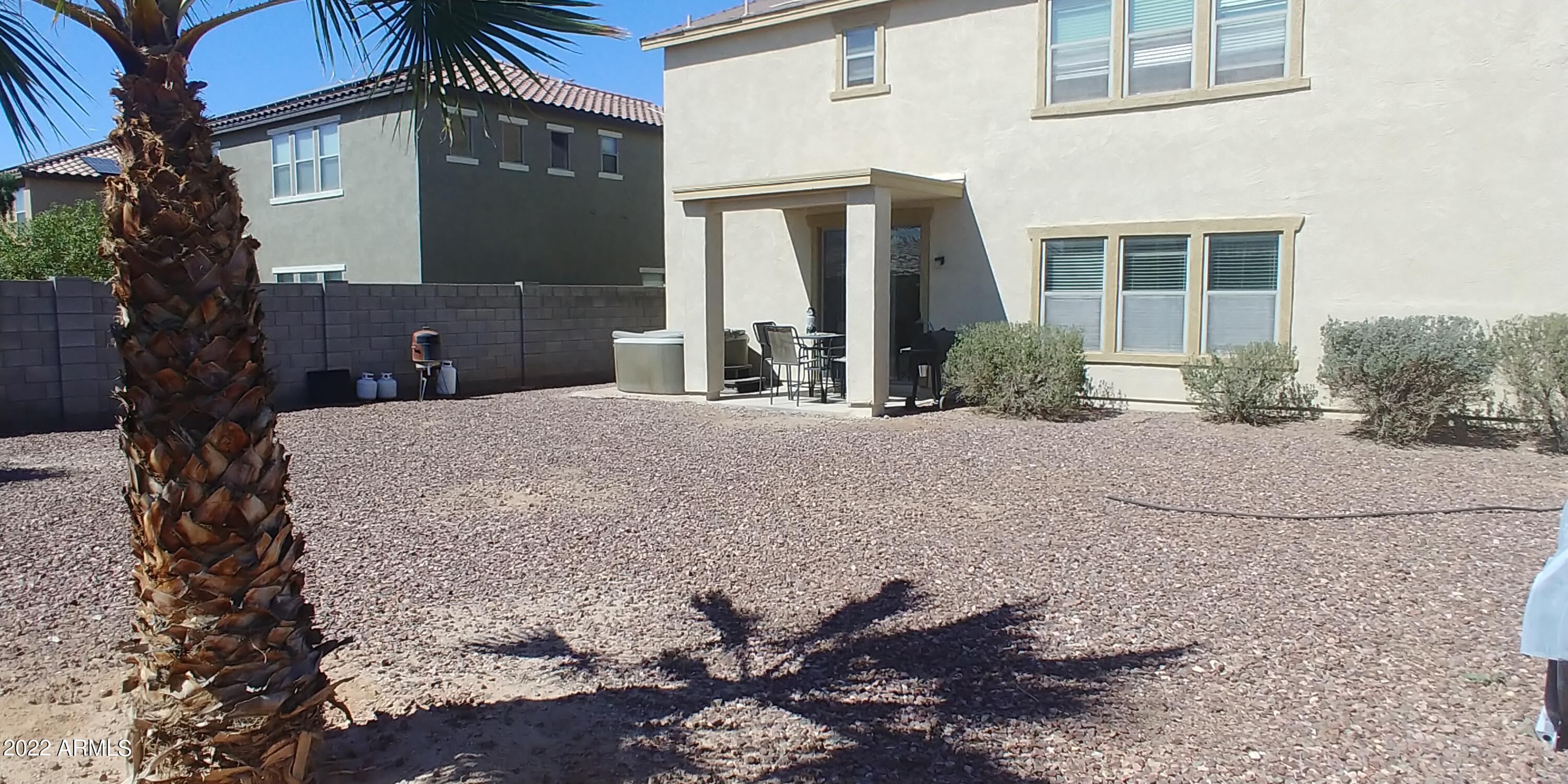 25639 W LYNNE Lane