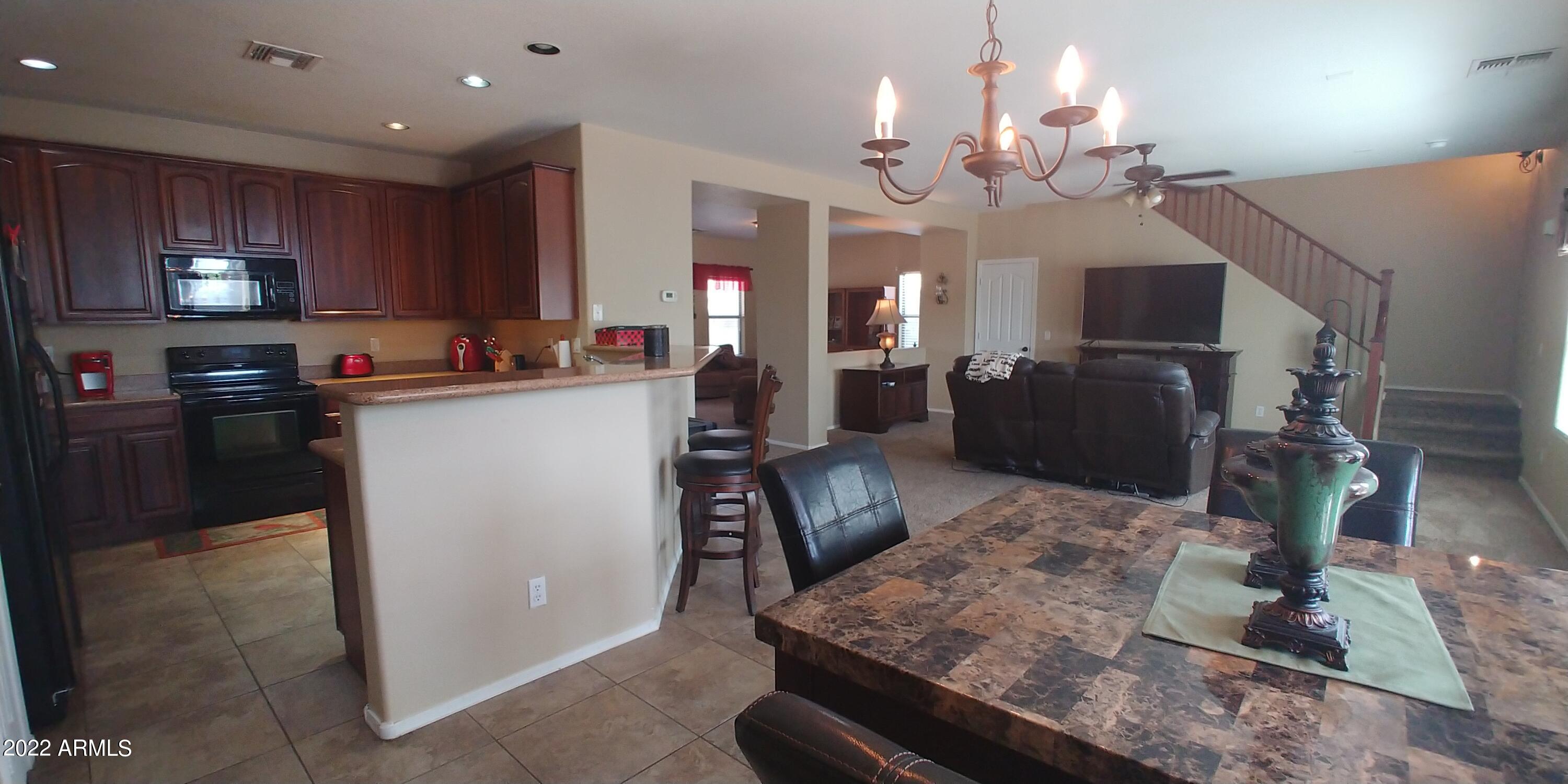 25639 W LYNNE Lane