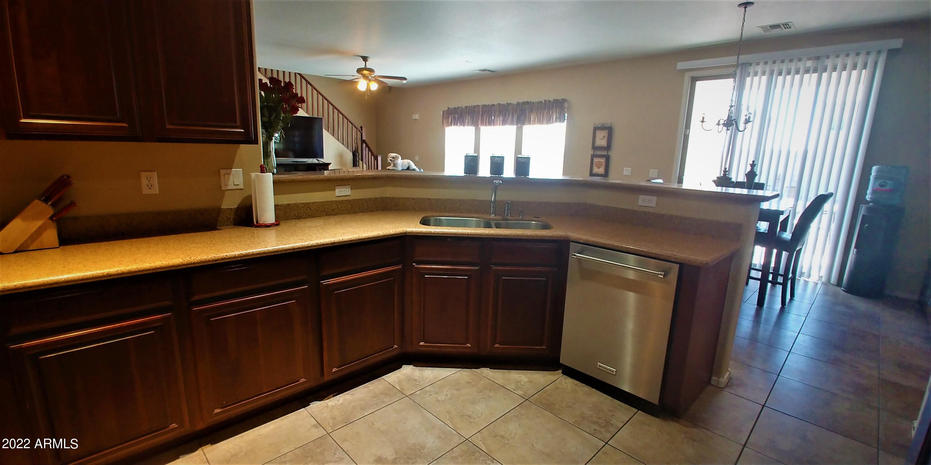 25639 W LYNNE Lane