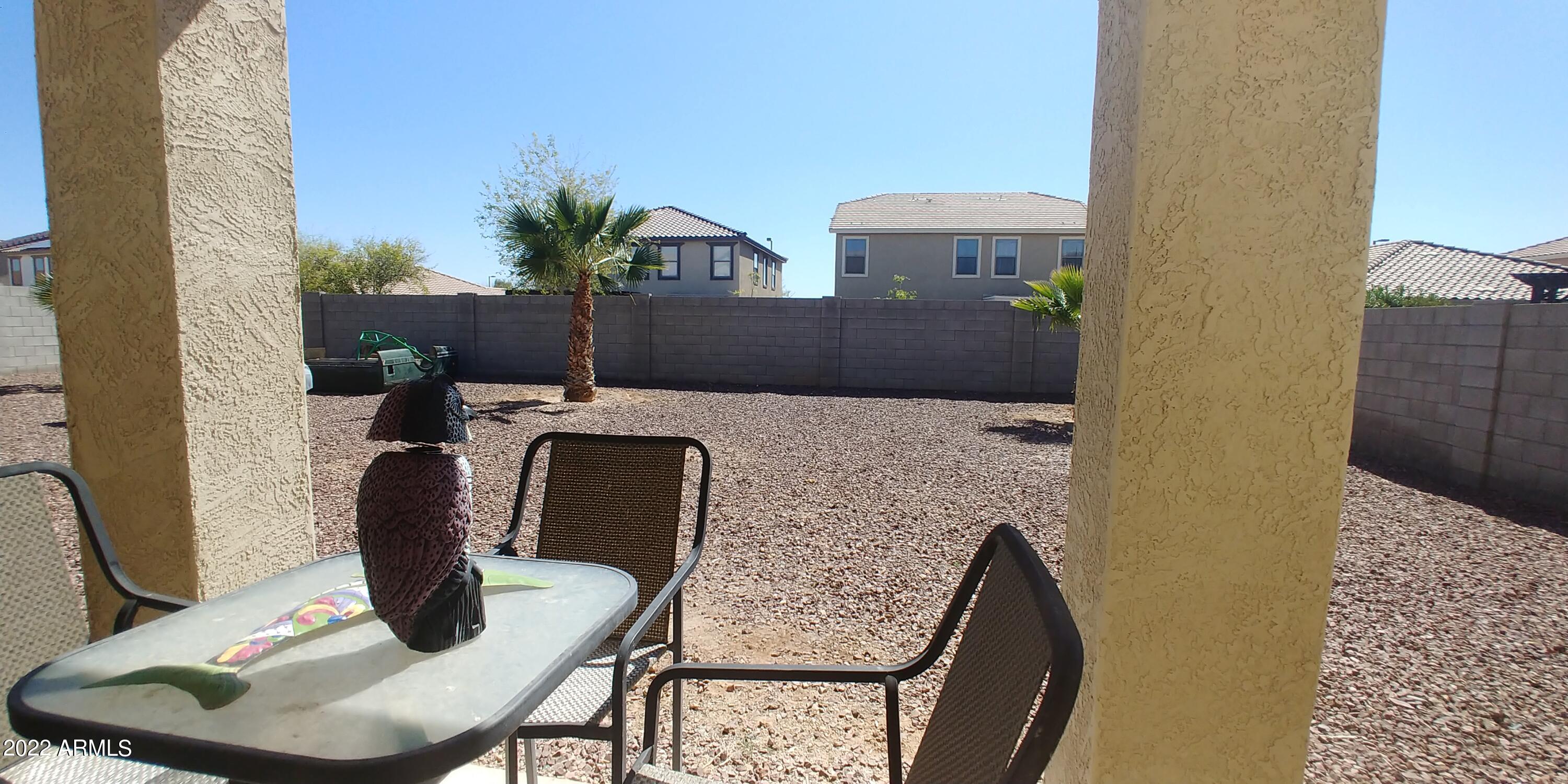 25639 W LYNNE Lane