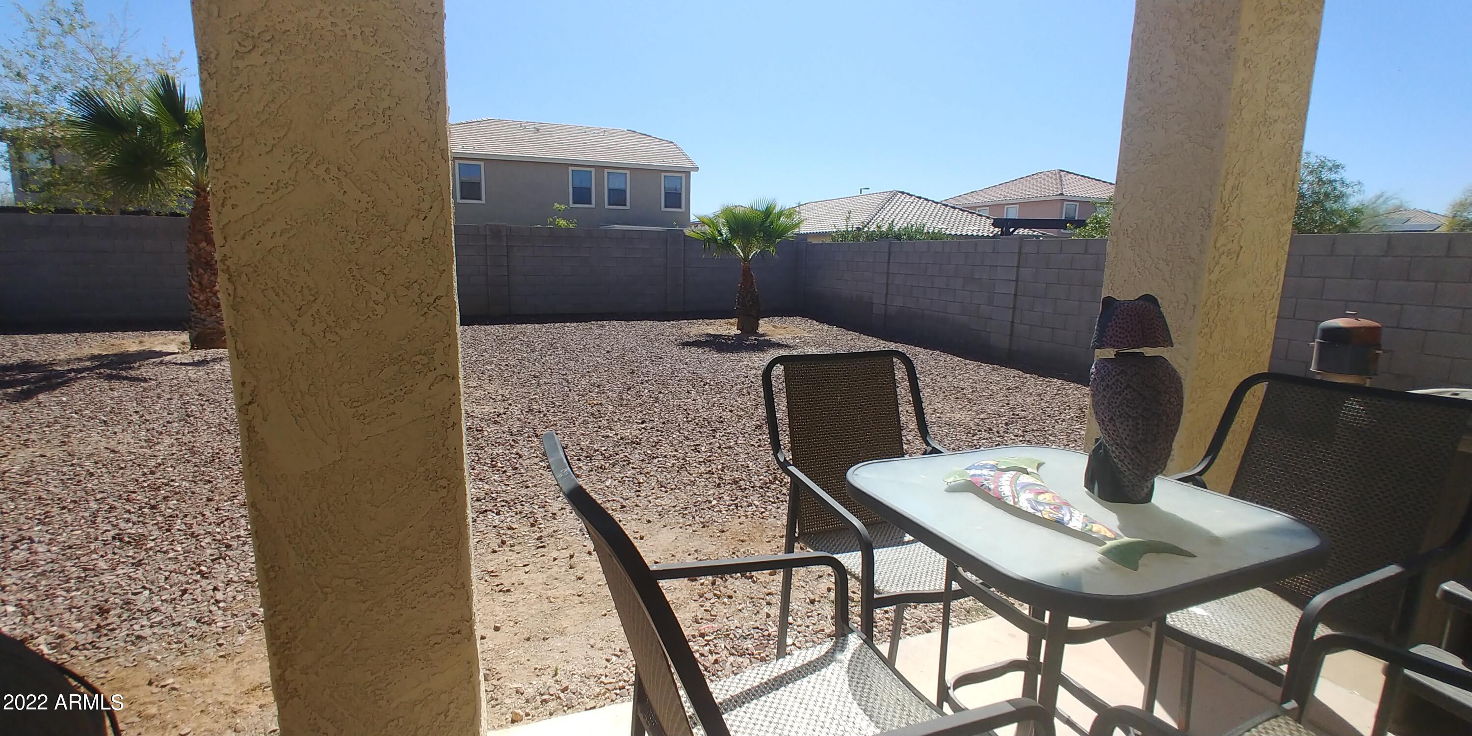 25639 W LYNNE Lane