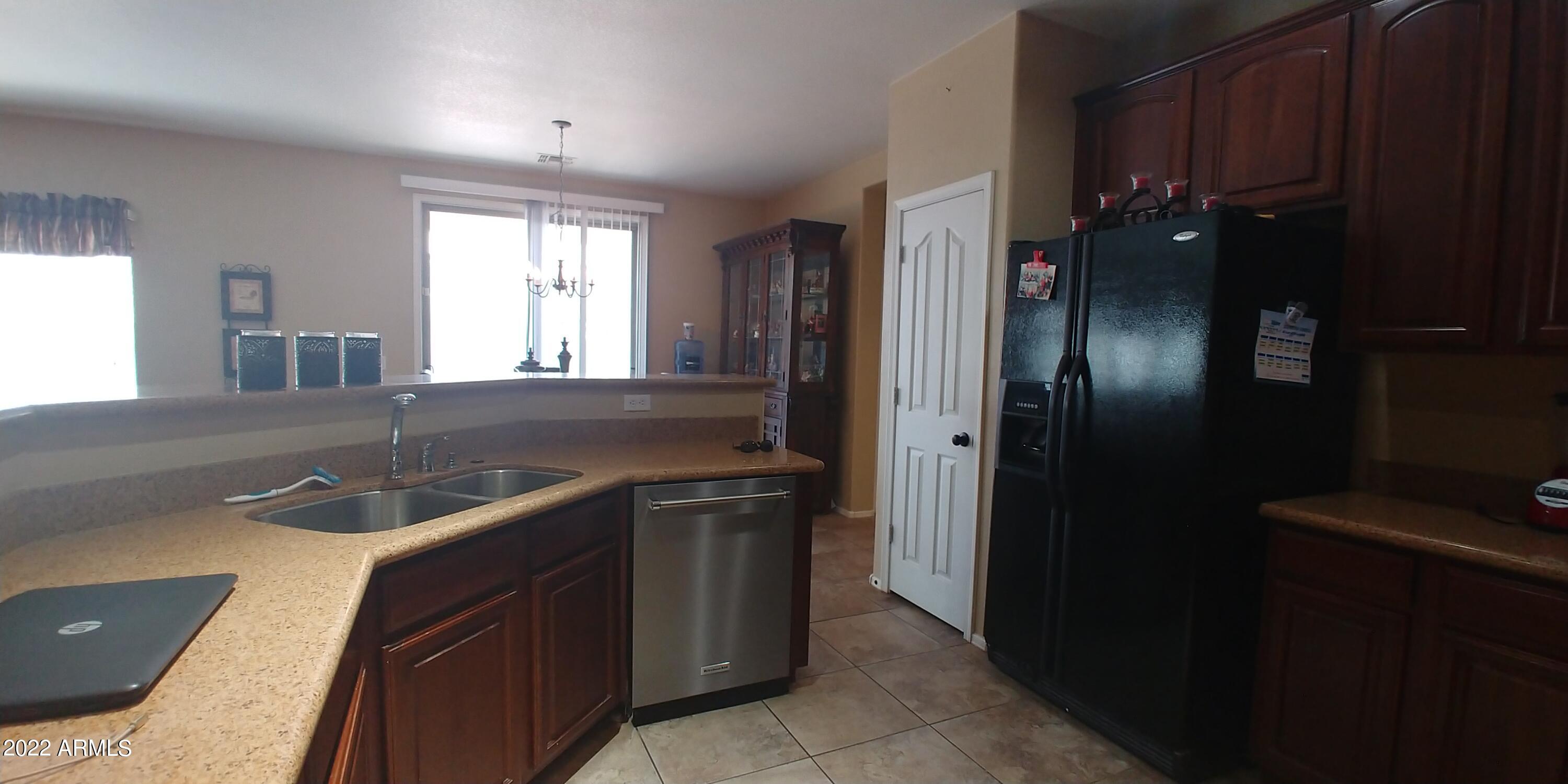 25639 W LYNNE Lane