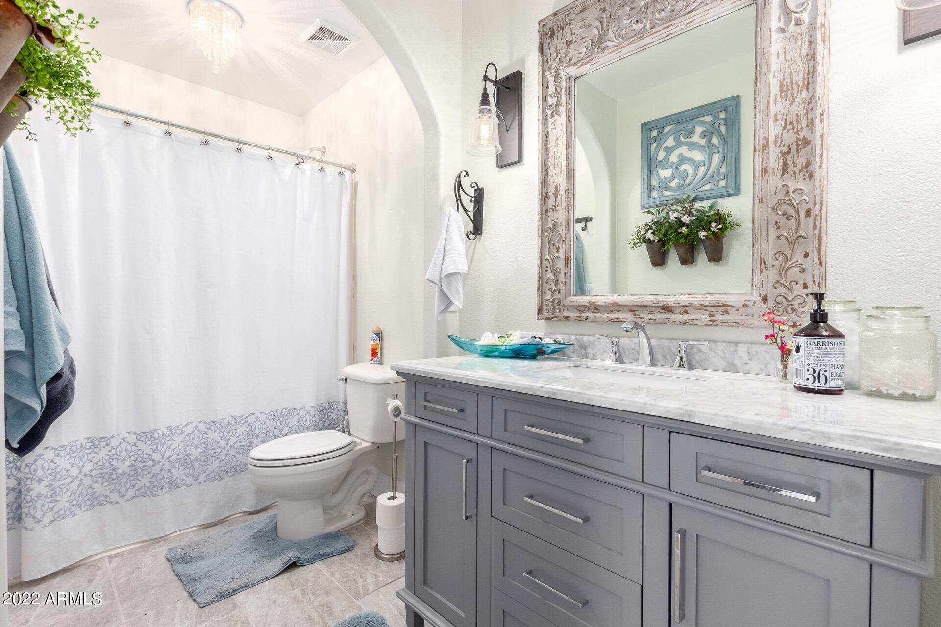 3246 S CALDERON --