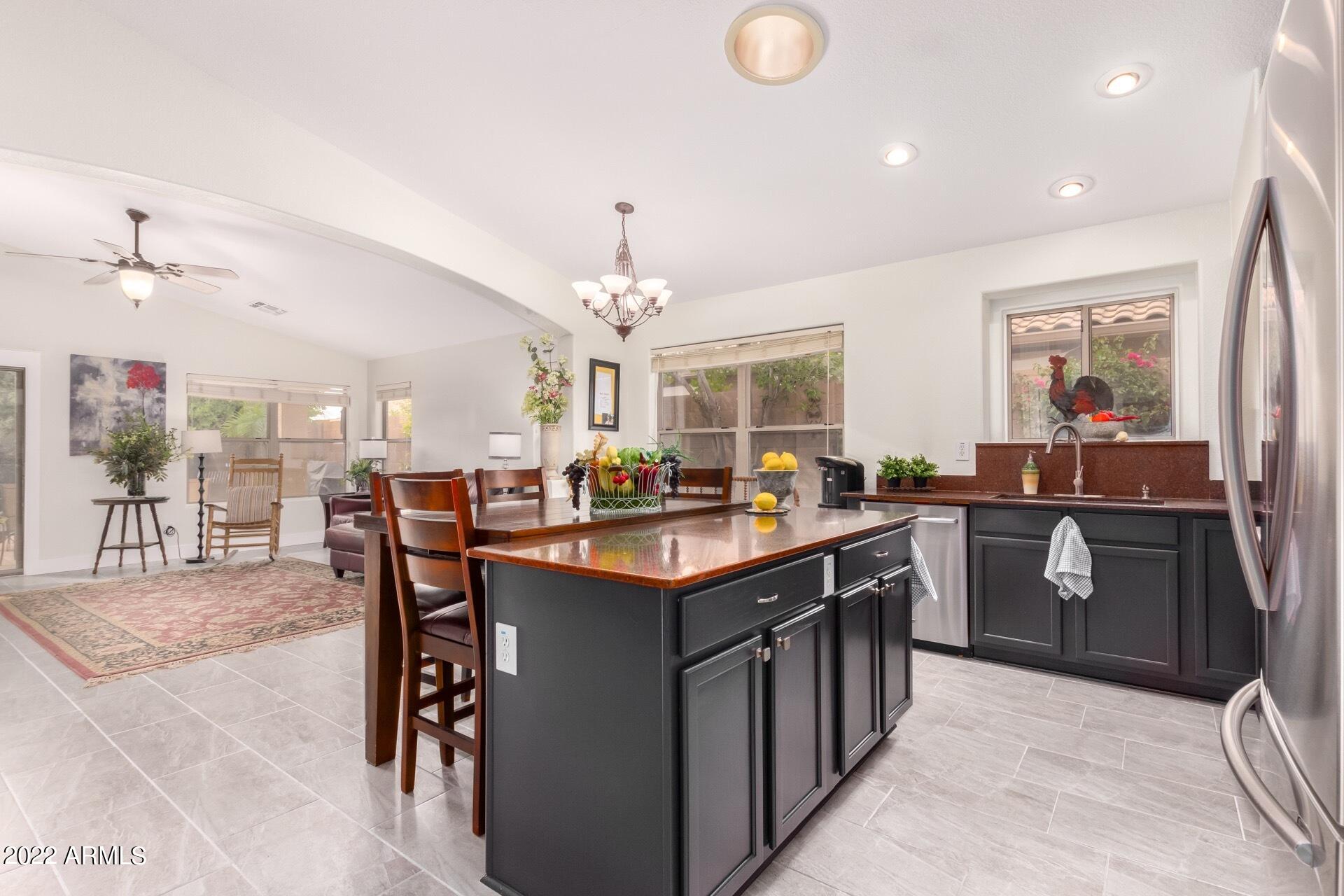 3246 S CALDERON --