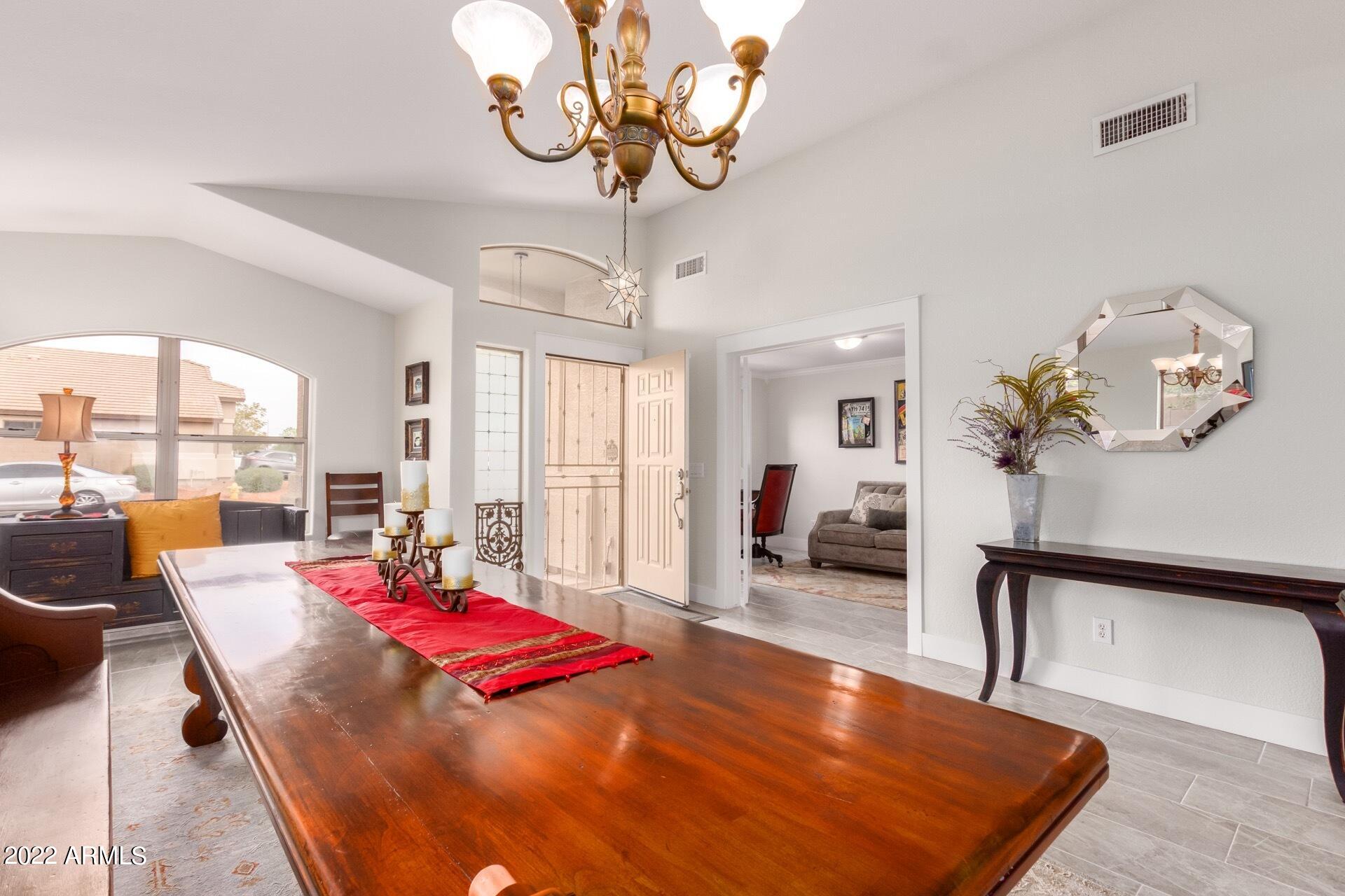3246 S CALDERON --