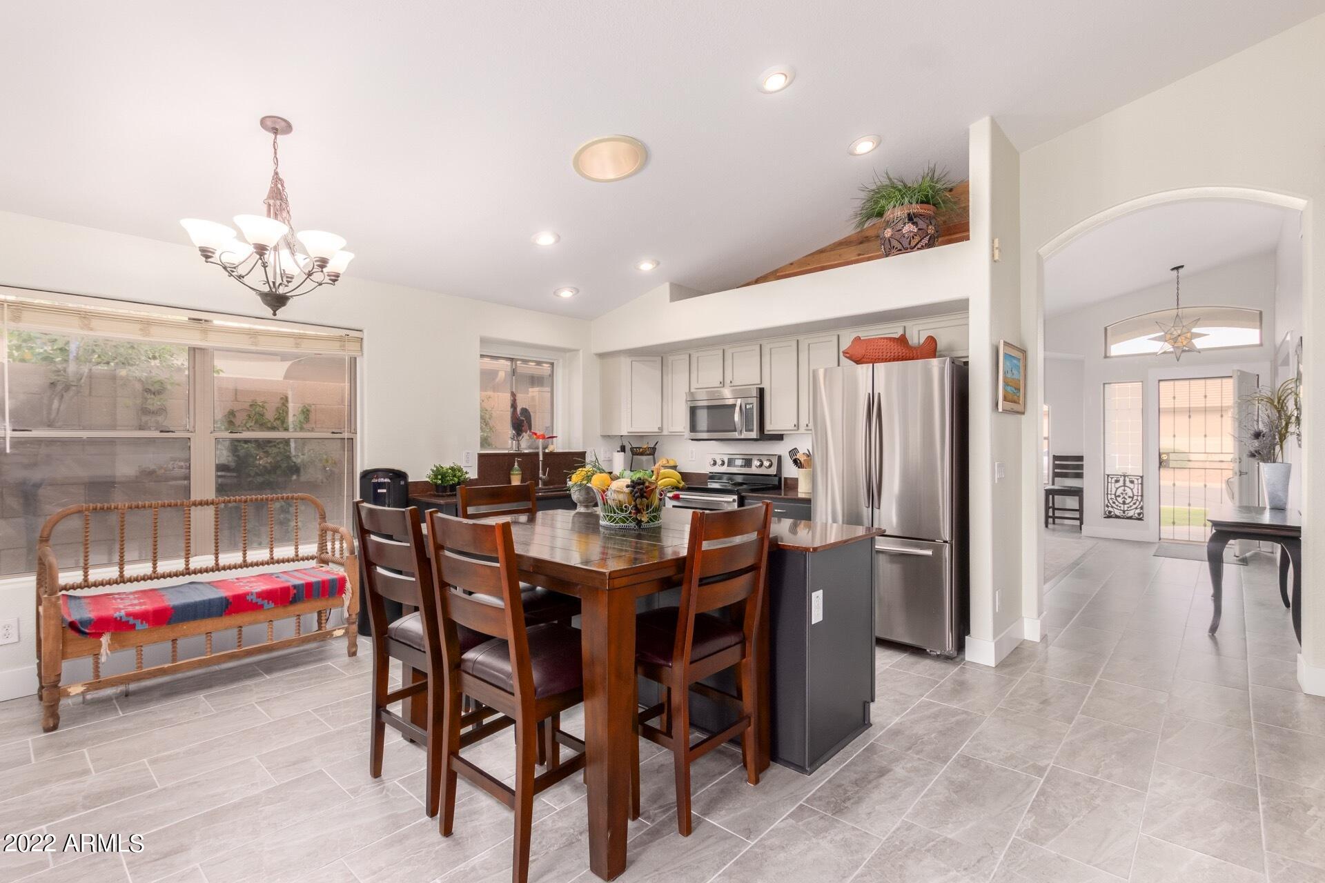 3246 S CALDERON --