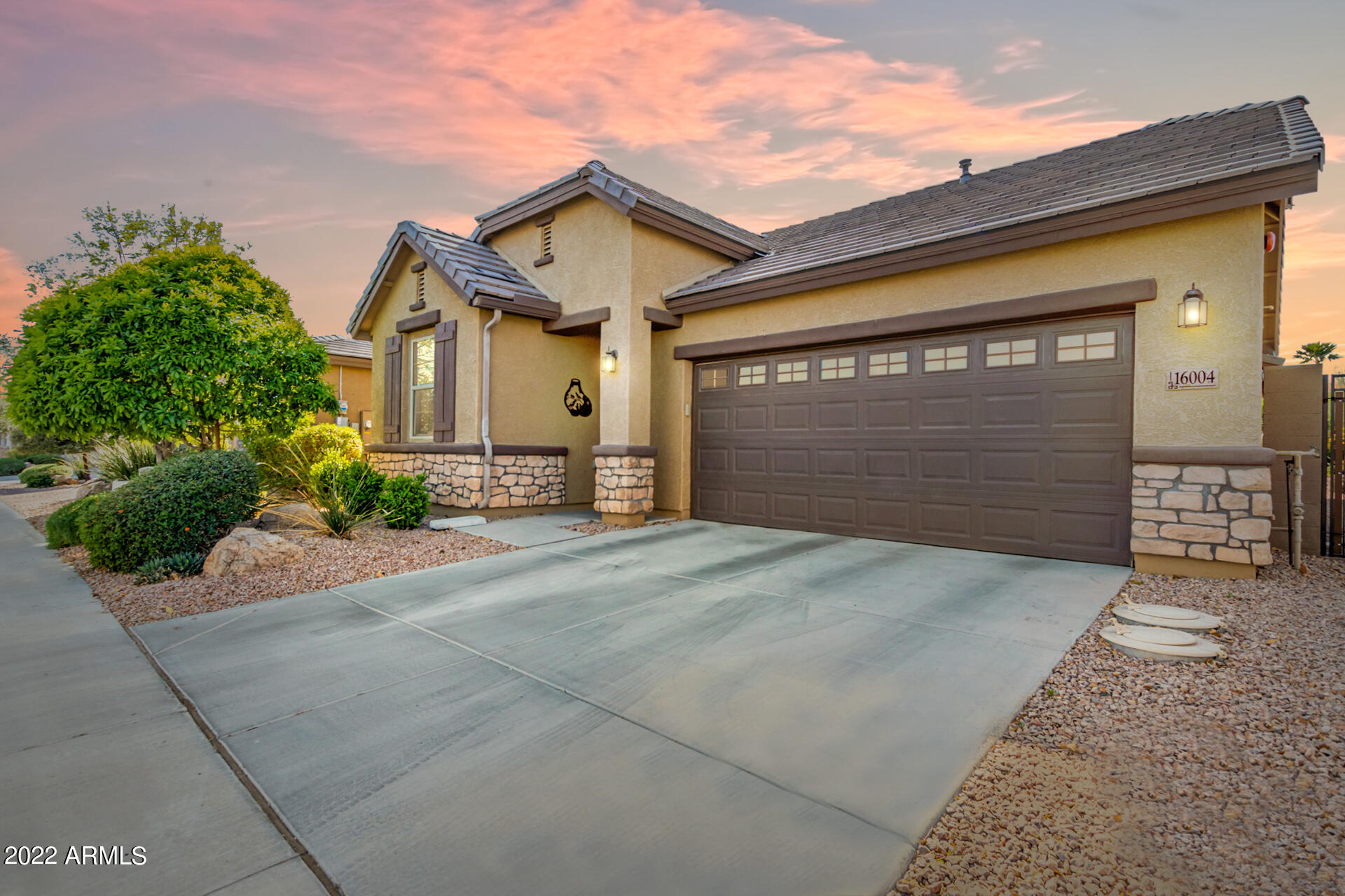 16004 N 109TH Lane