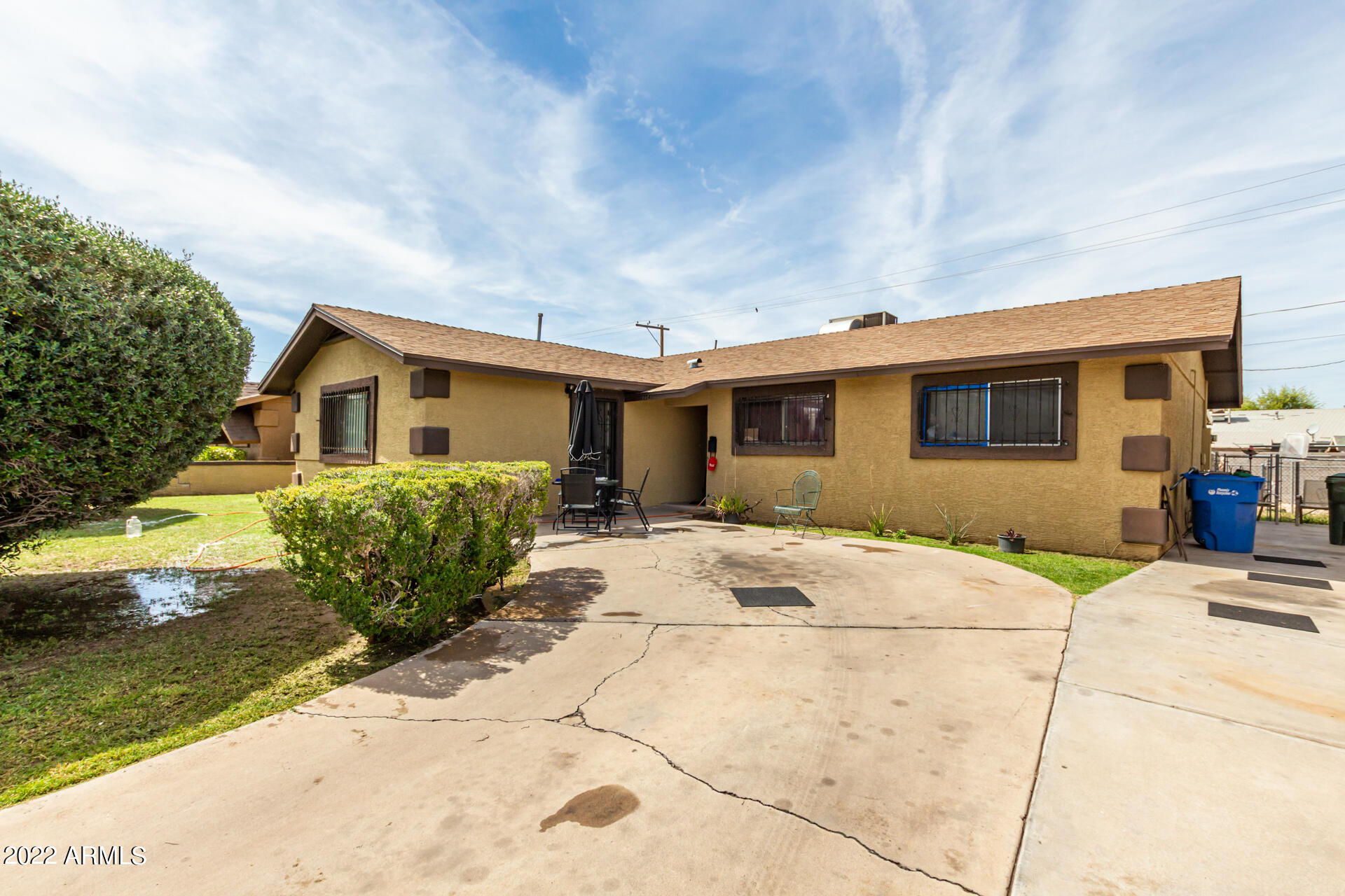 2224 W PECAN Road