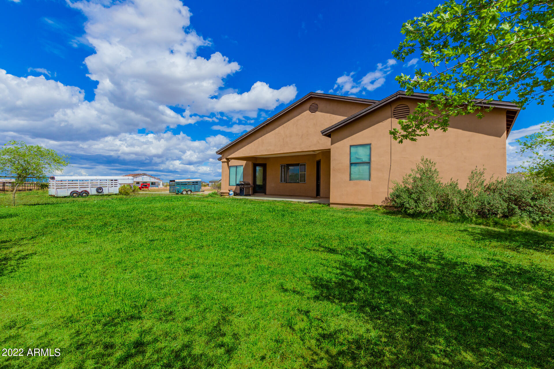 20445 W THISTLE LANDING Drive
