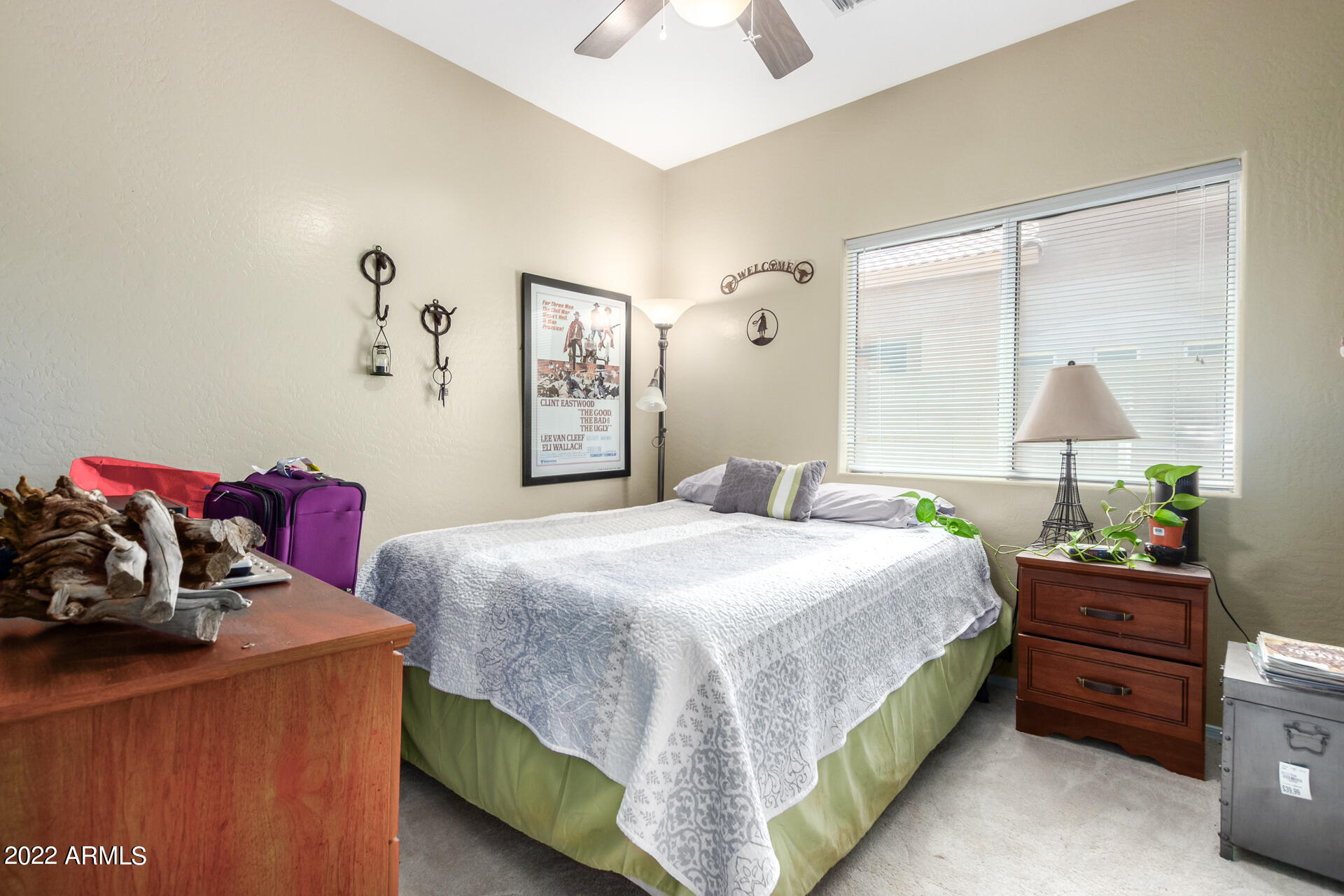 3354 E THORNTON Avenue