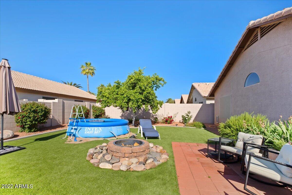 120 W HELENA Drive