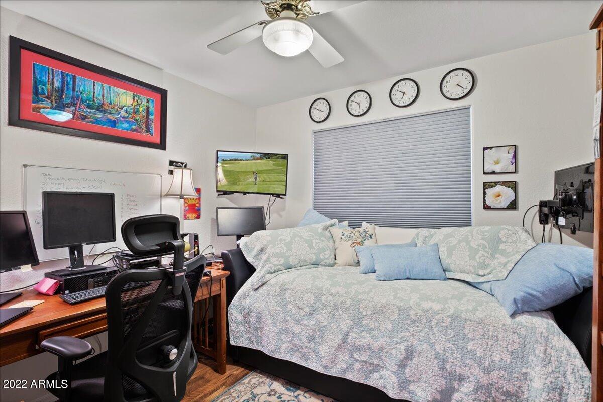 120 W HELENA Drive