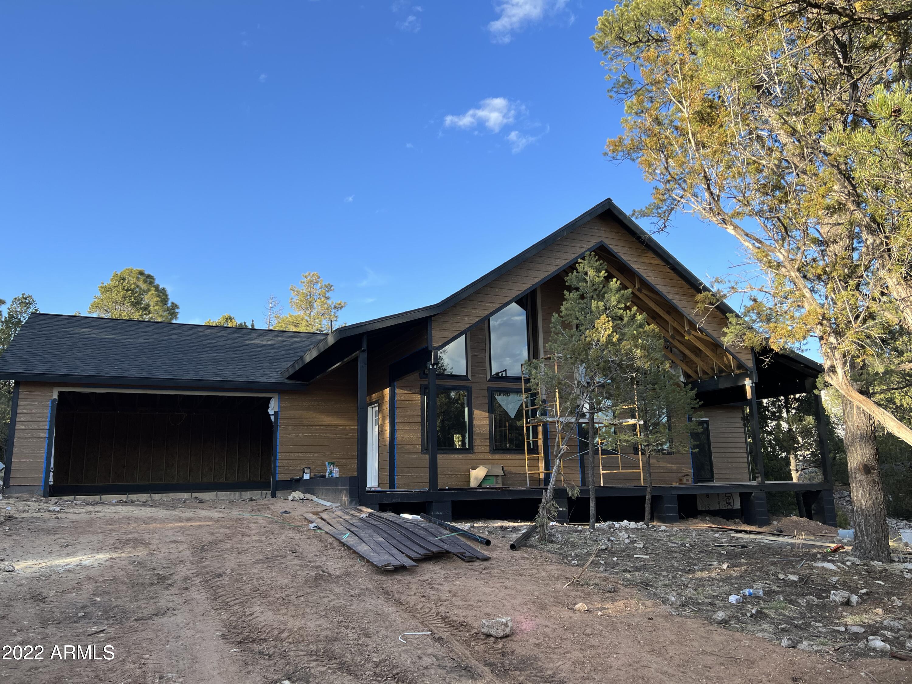 2238 FAIRWAY Drive