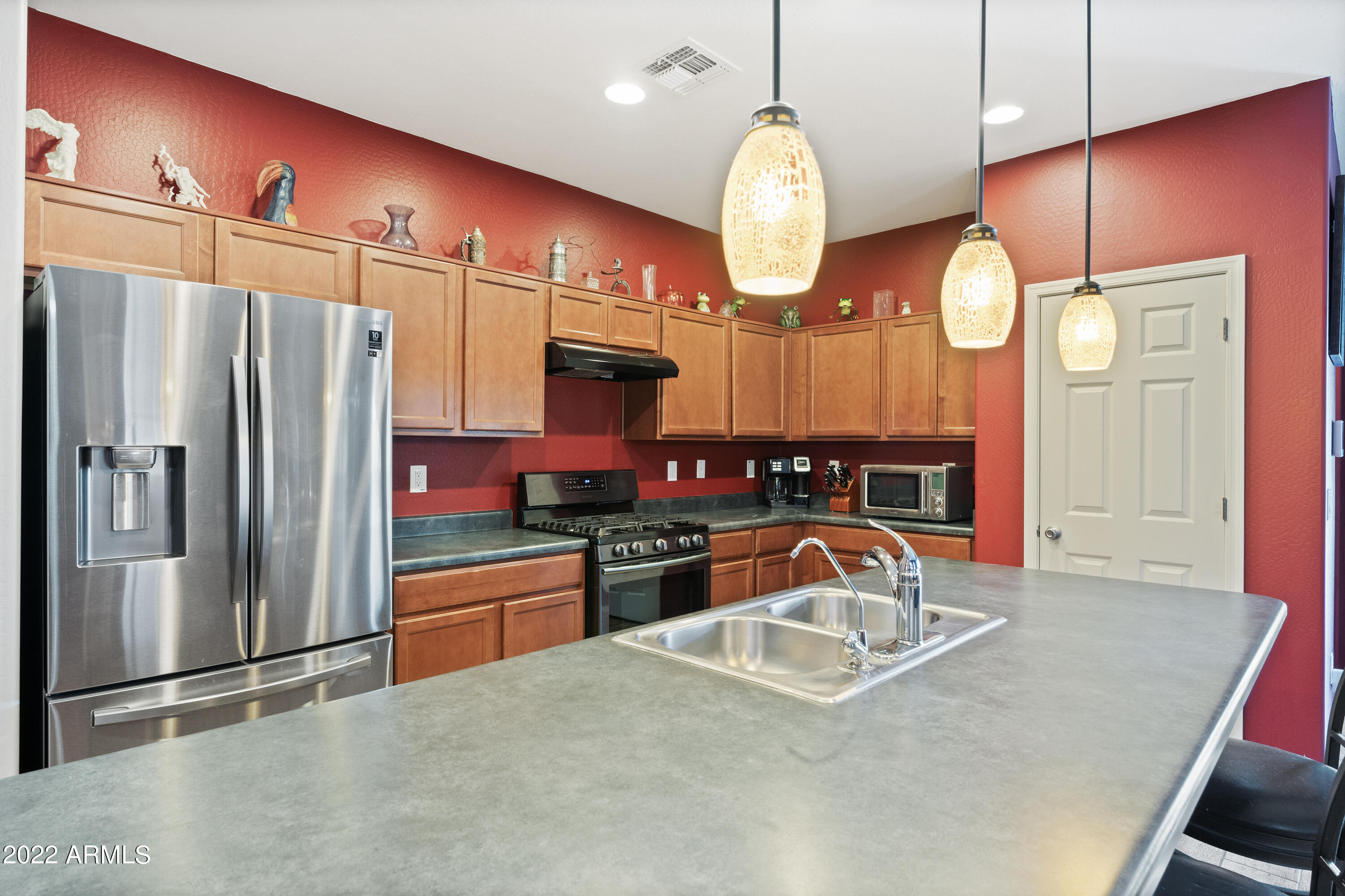 40956 W TAMARA Lane