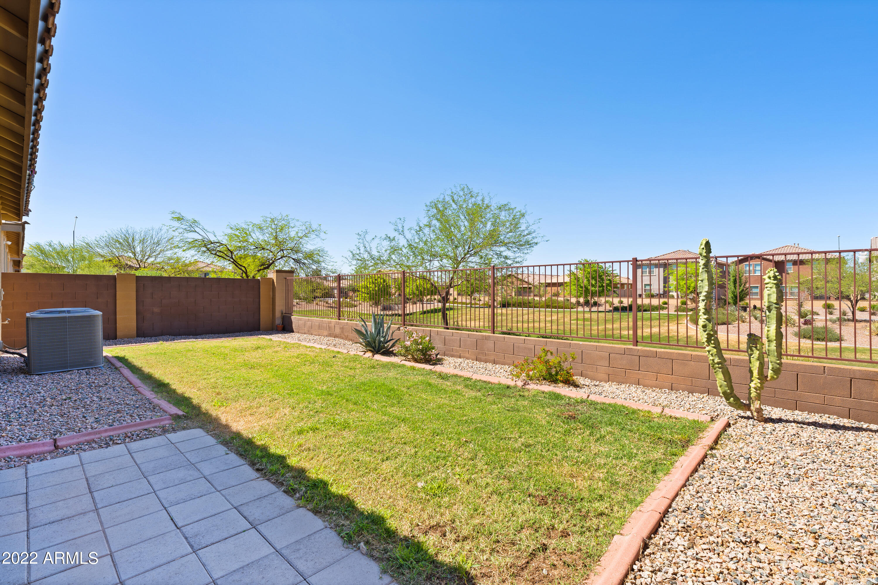 40956 W TAMARA Lane