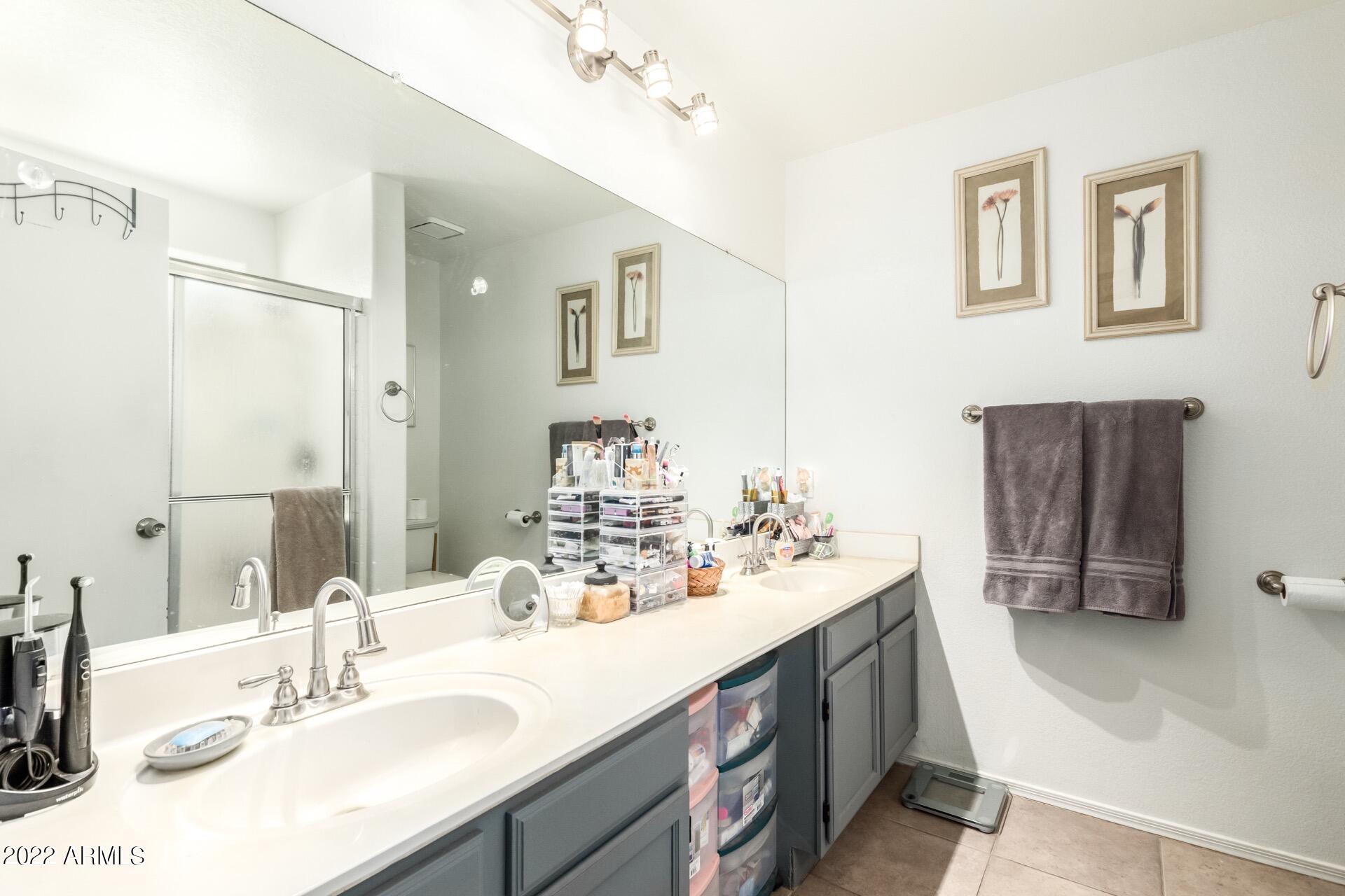 1140 N 94TH Street