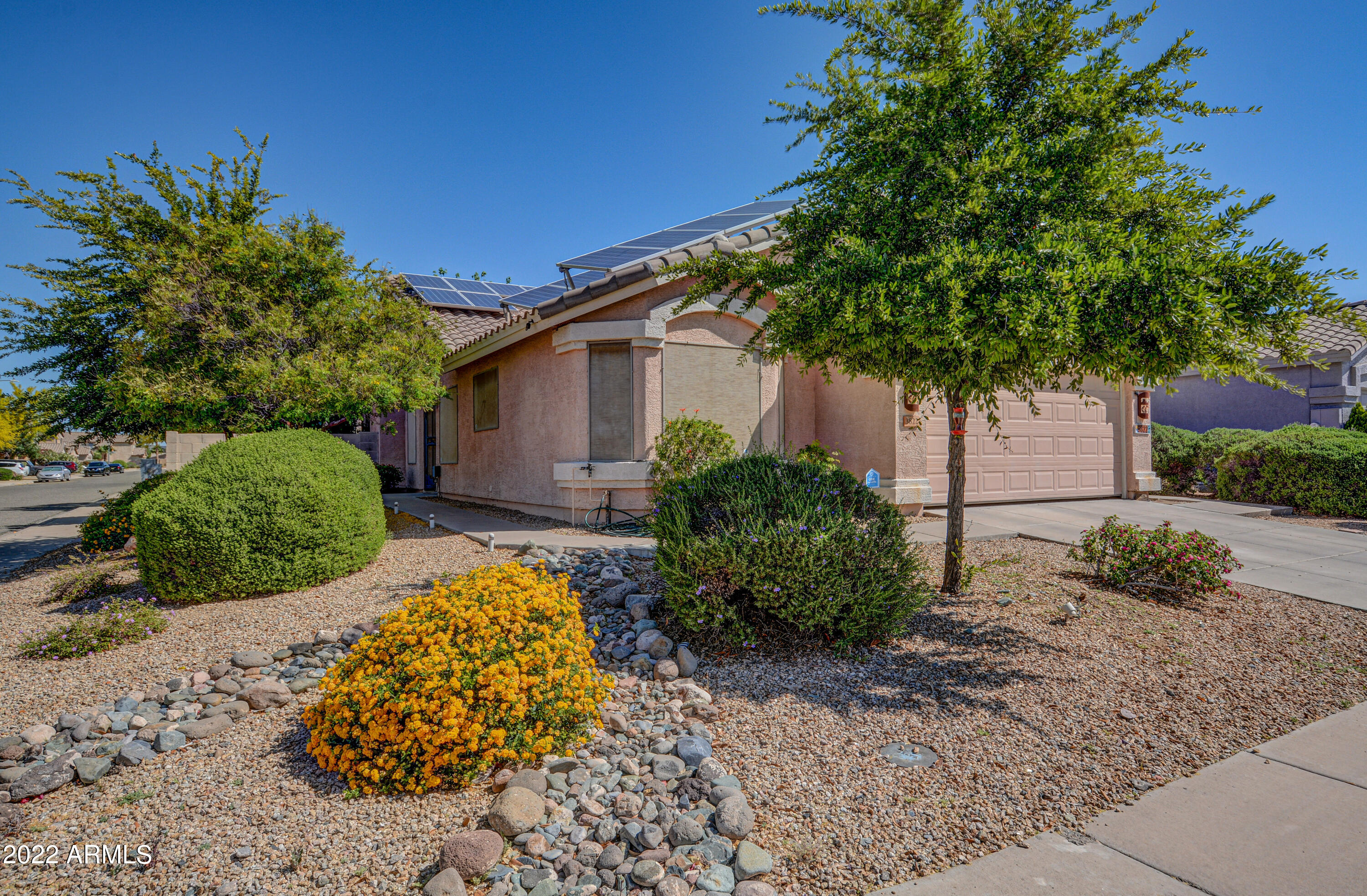 3822 W BLACKHAWK Drive