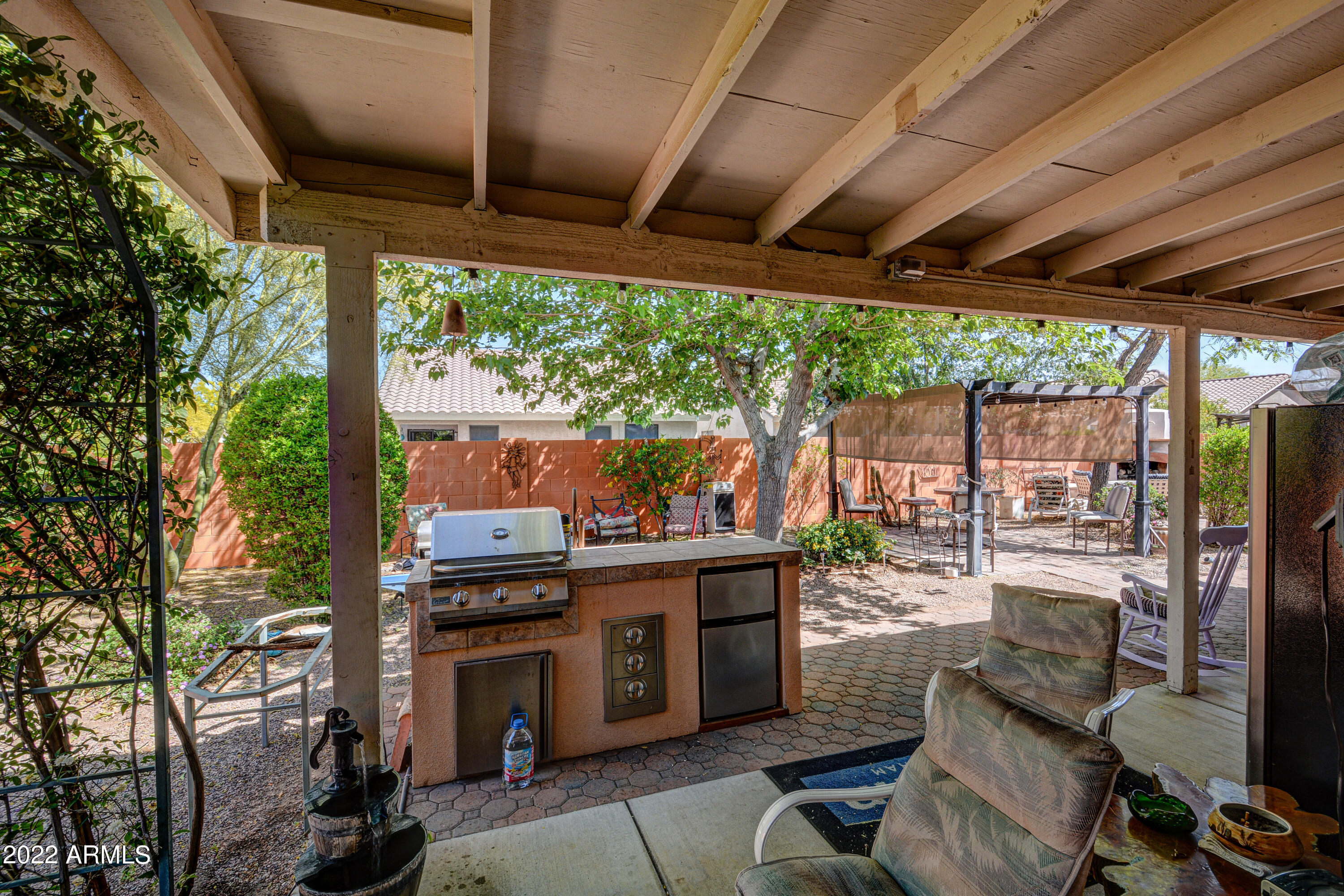 3822 W BLACKHAWK Drive