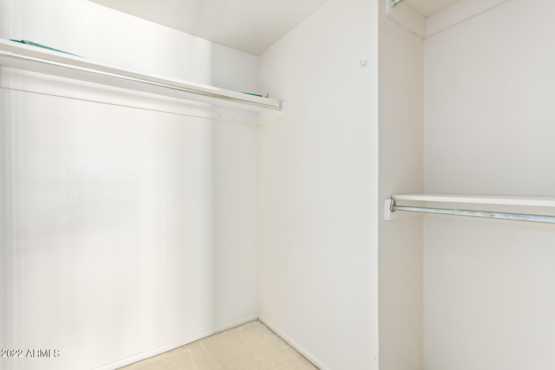 10828 N BILTMORE Drive Unit: 120