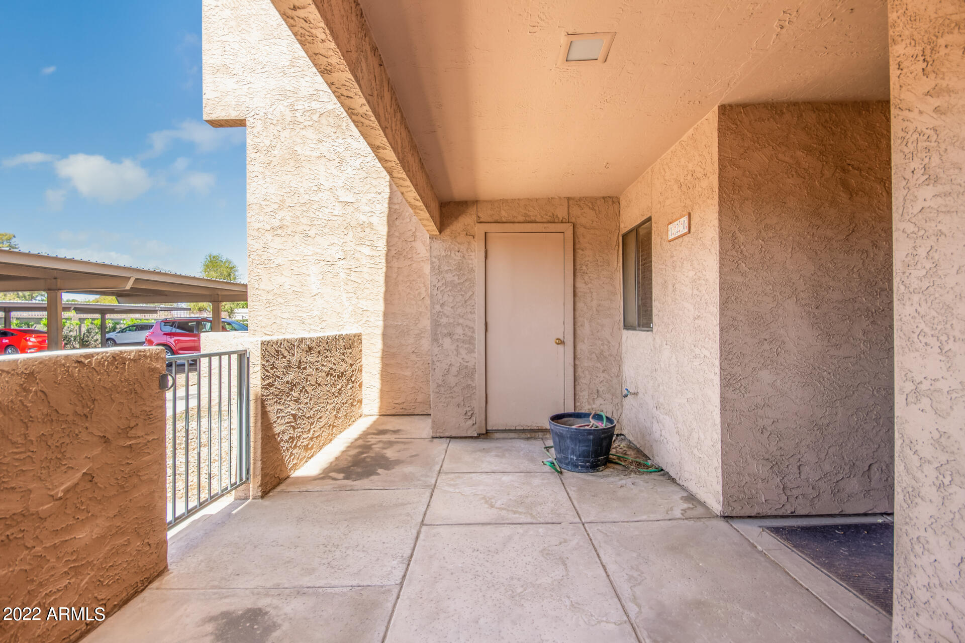10828 N BILTMORE Drive Unit: 120