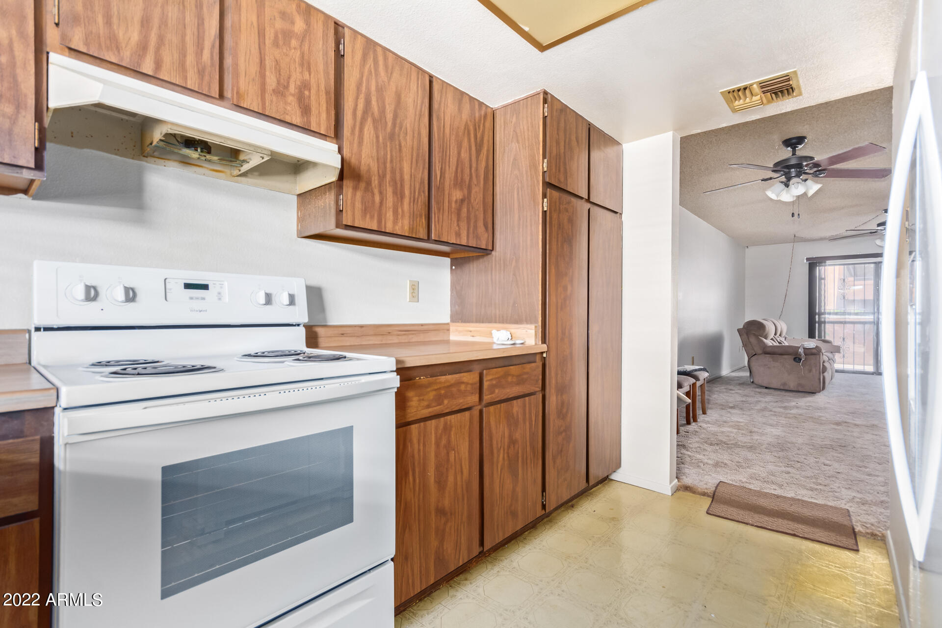 10828 N BILTMORE Drive Unit: 120