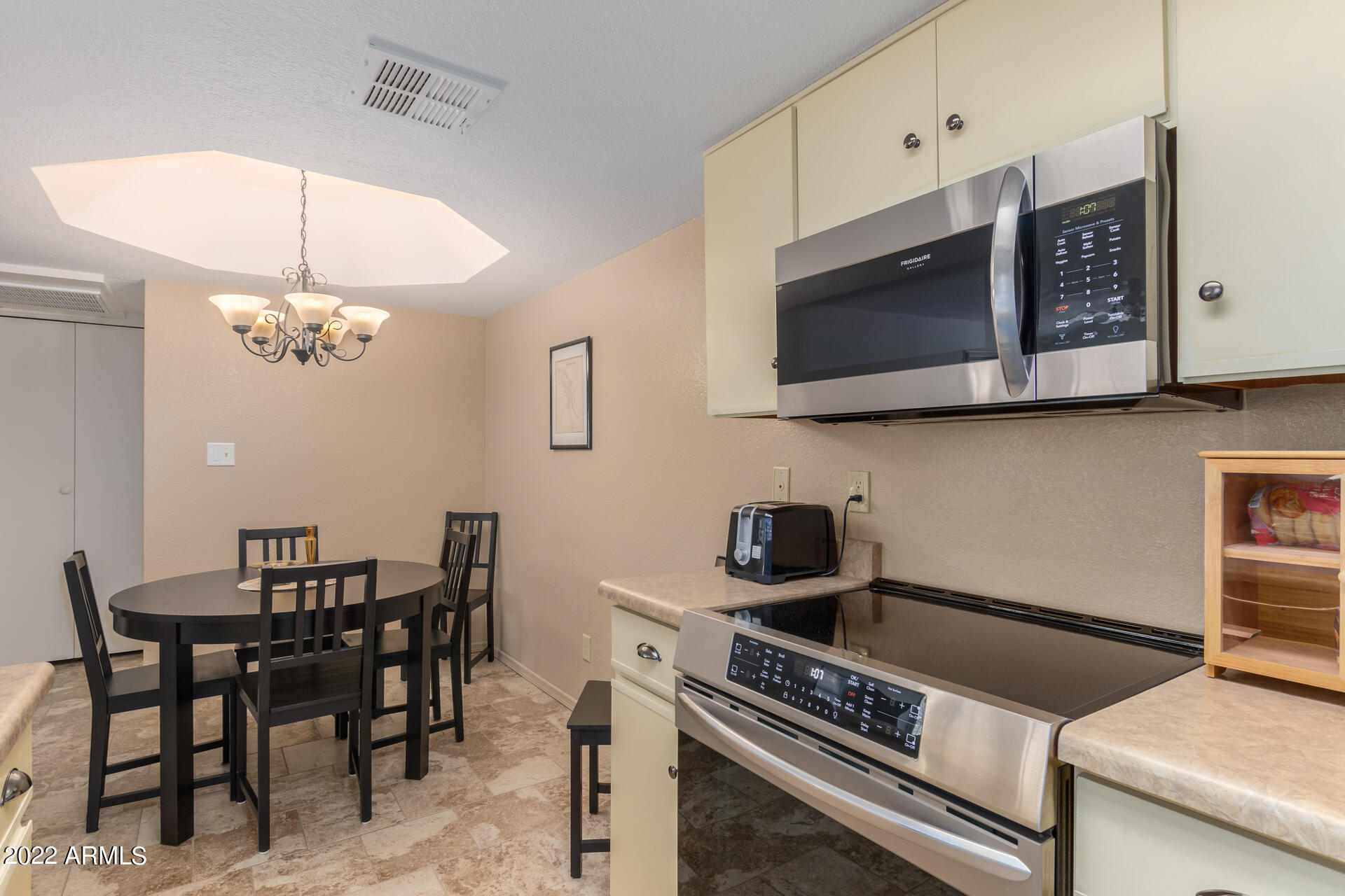 2855 S EXTENSION Road Unit: 139