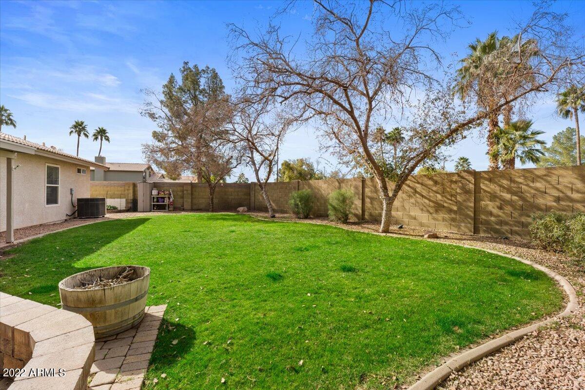 244 N COLONY COVE Drive