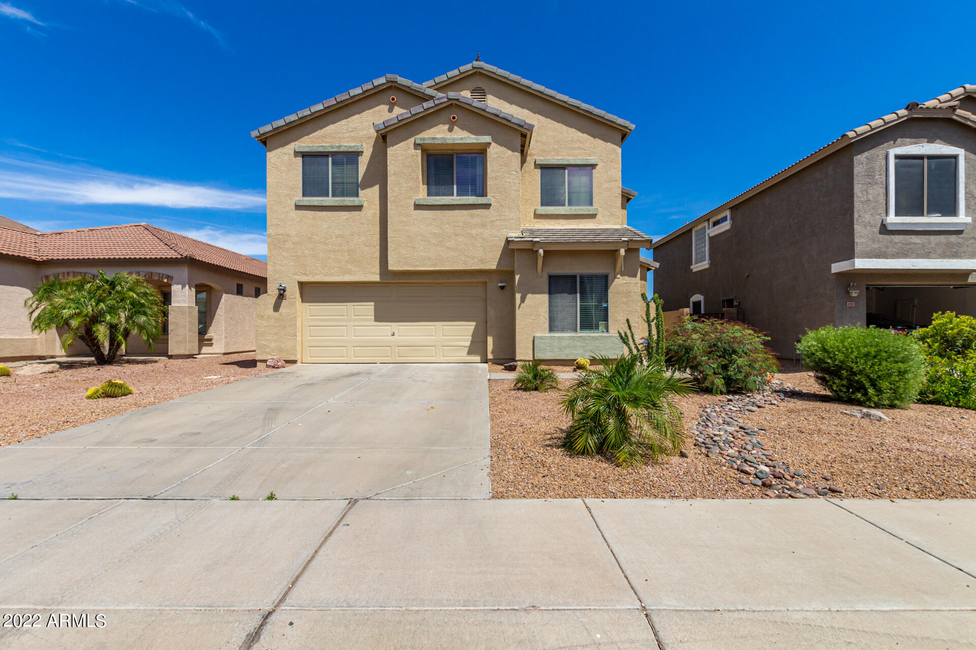 1238 W VINEYARD PLAINS Drive