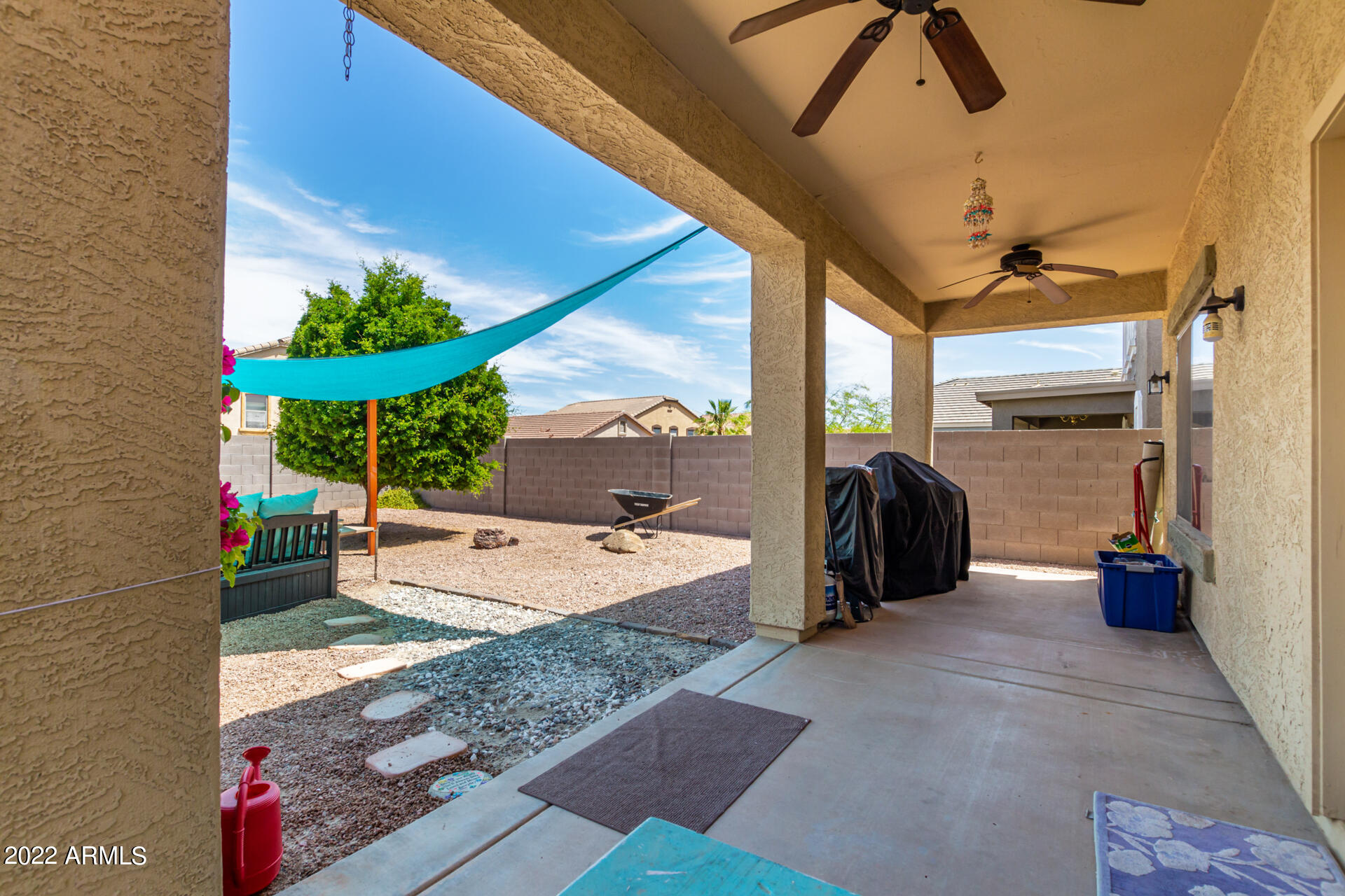 1238 W VINEYARD PLAINS Drive