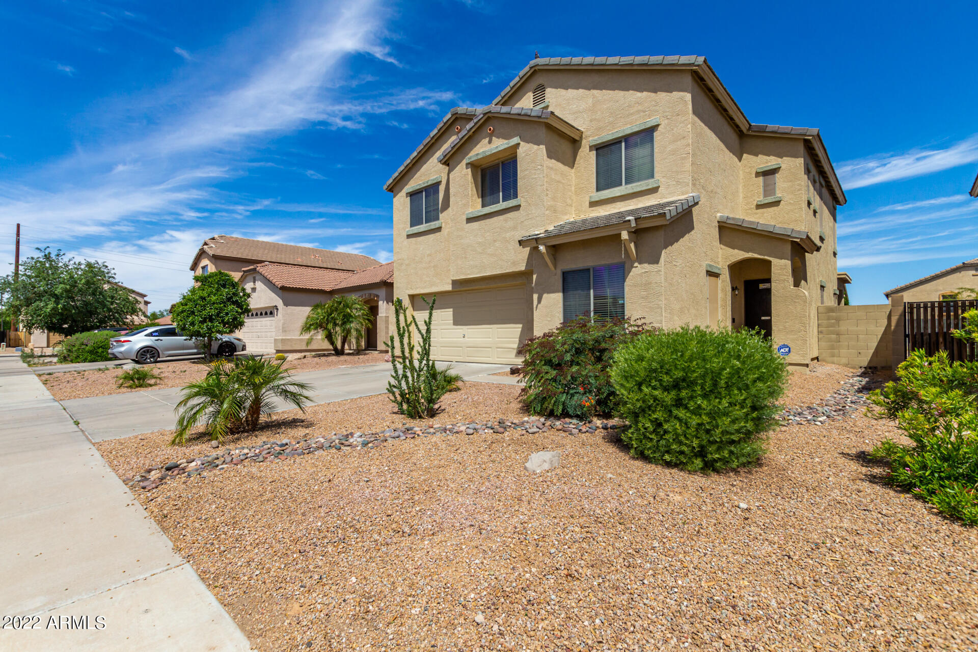 1238 W VINEYARD PLAINS Drive